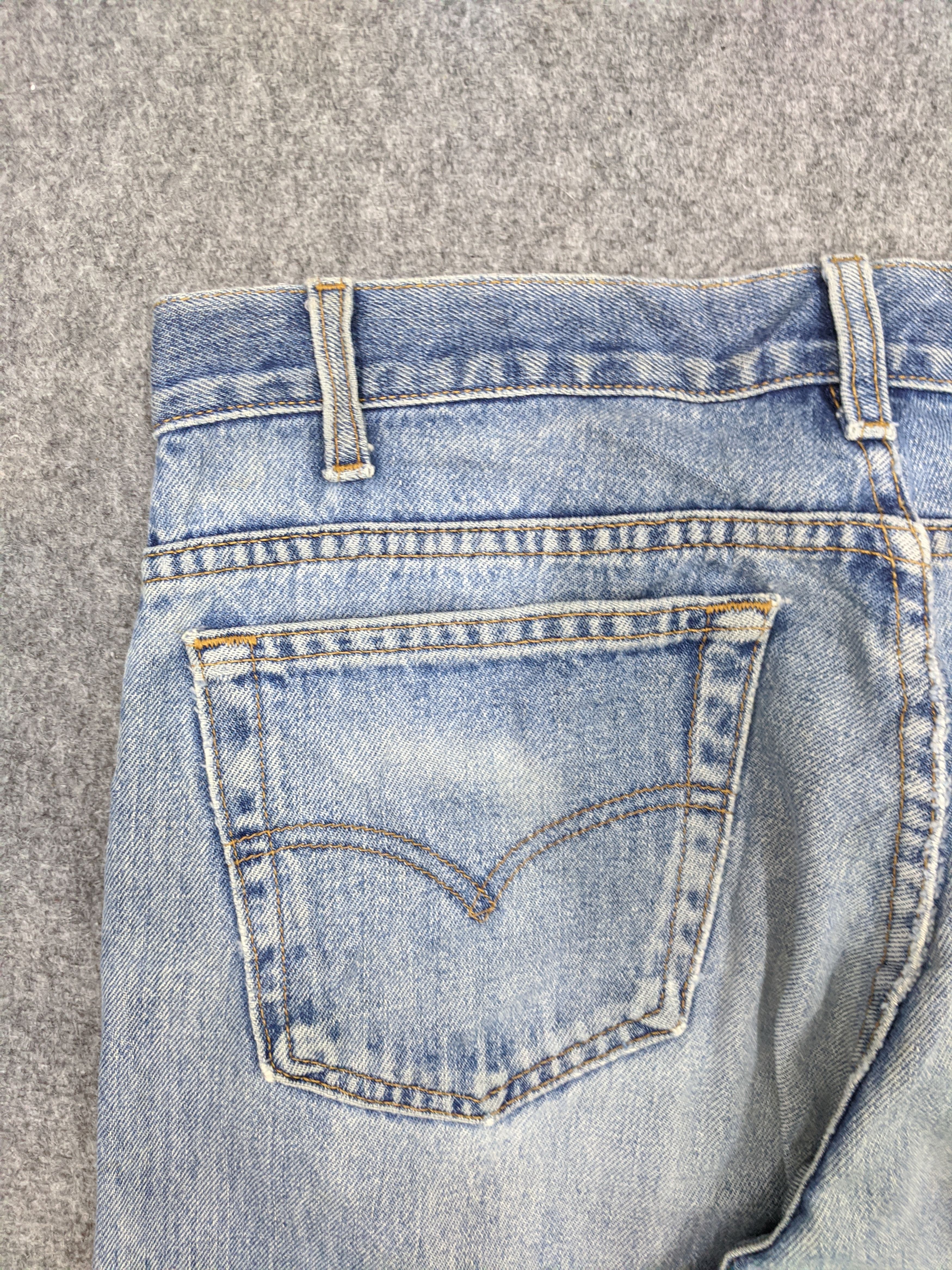 Levi's Vintage 90s Levis 550 Lightwash Jeans DP0844 Size US 35 - 14 Thumbnail
