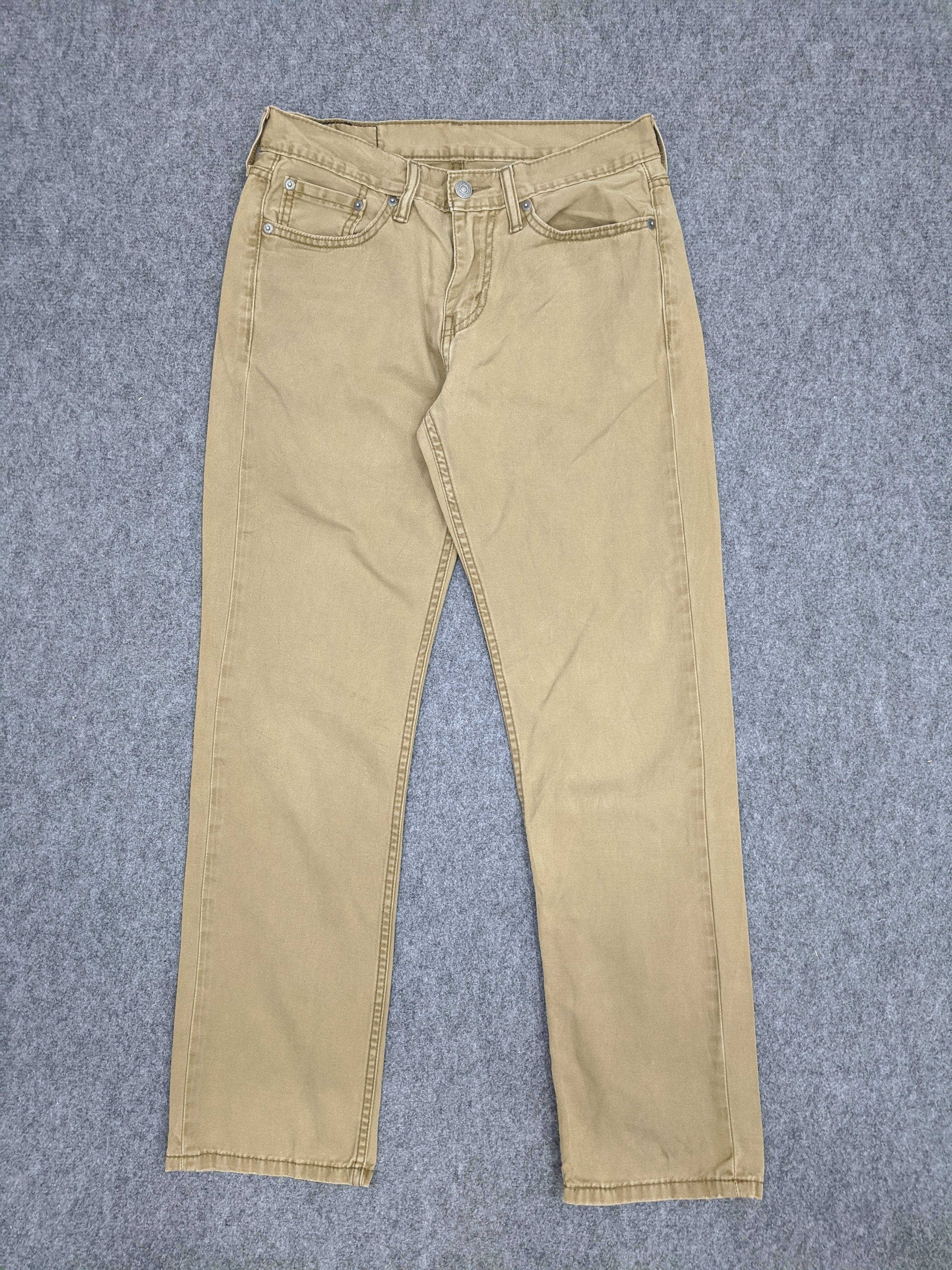 image of Levis 514 Jeans in Khaki, Men's (Size 30)