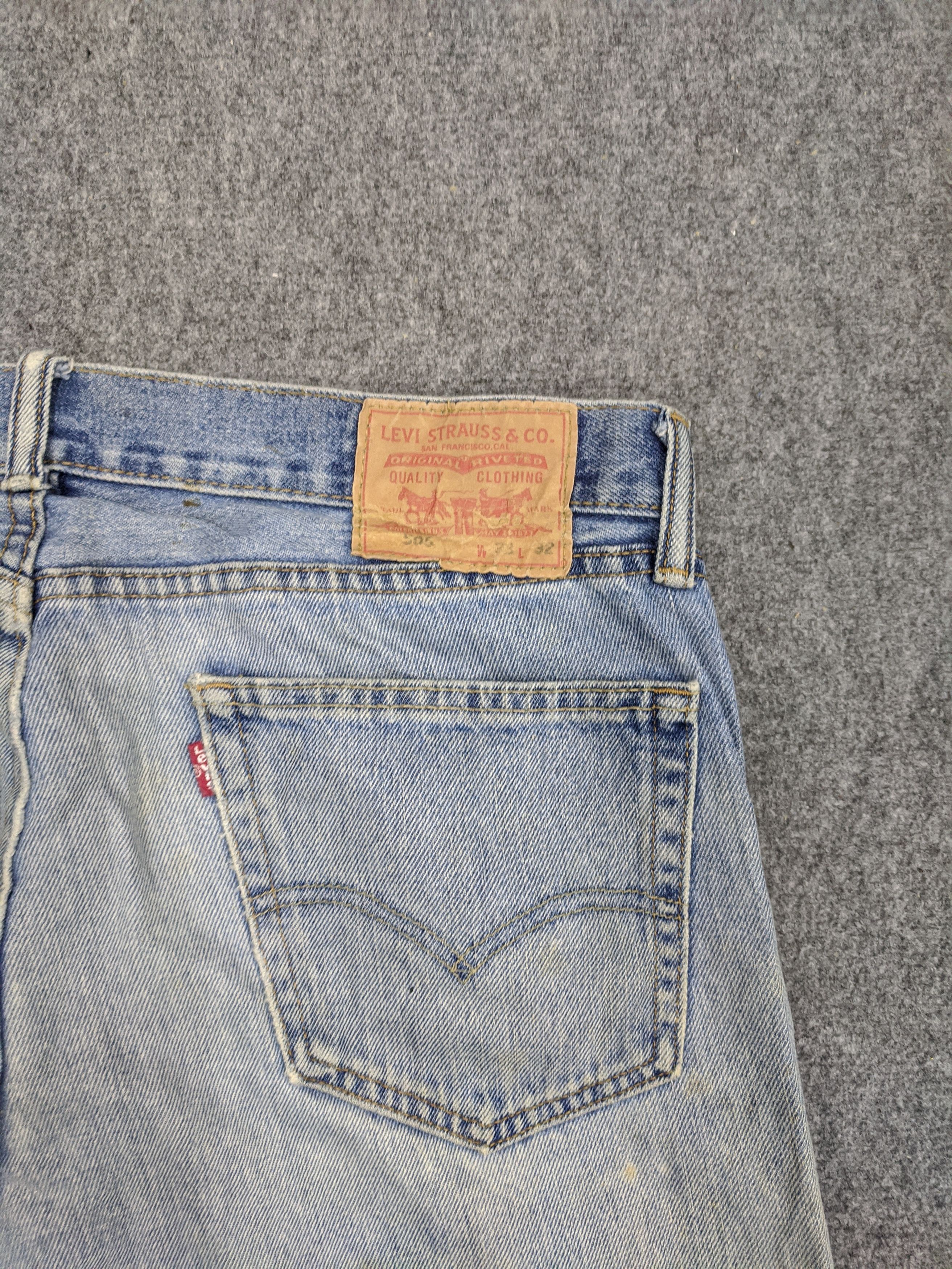 Levi's Vintage Levis 505 Light Wash Ripped Jeans DP0700 Size US 35 - 12 Thumbnail
