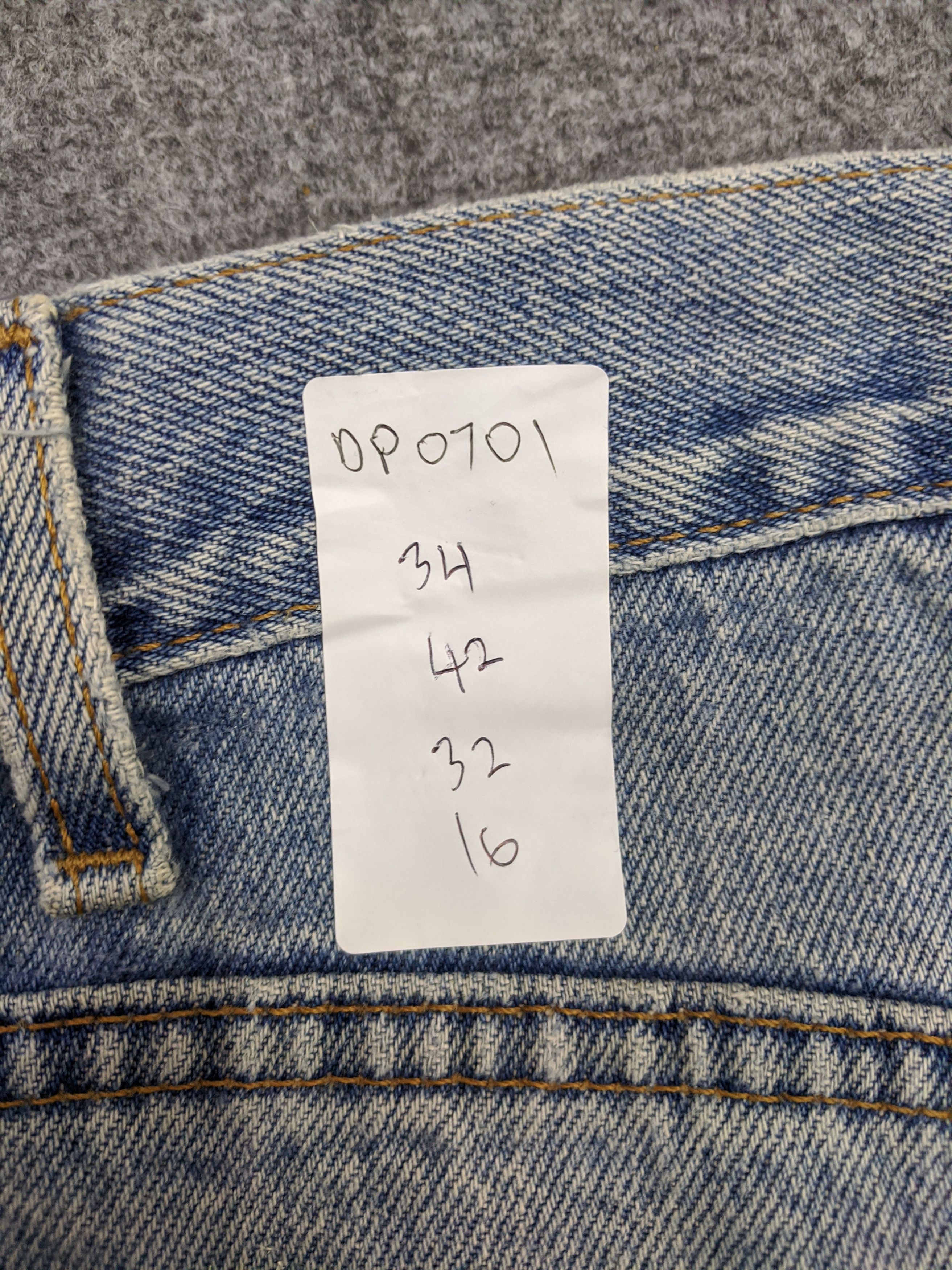 Levi's × Vintage Vintage 90s Levis 550 Lightwash Jeans DP0701 Size US 34 / EU 50 - 16 Thumbnail