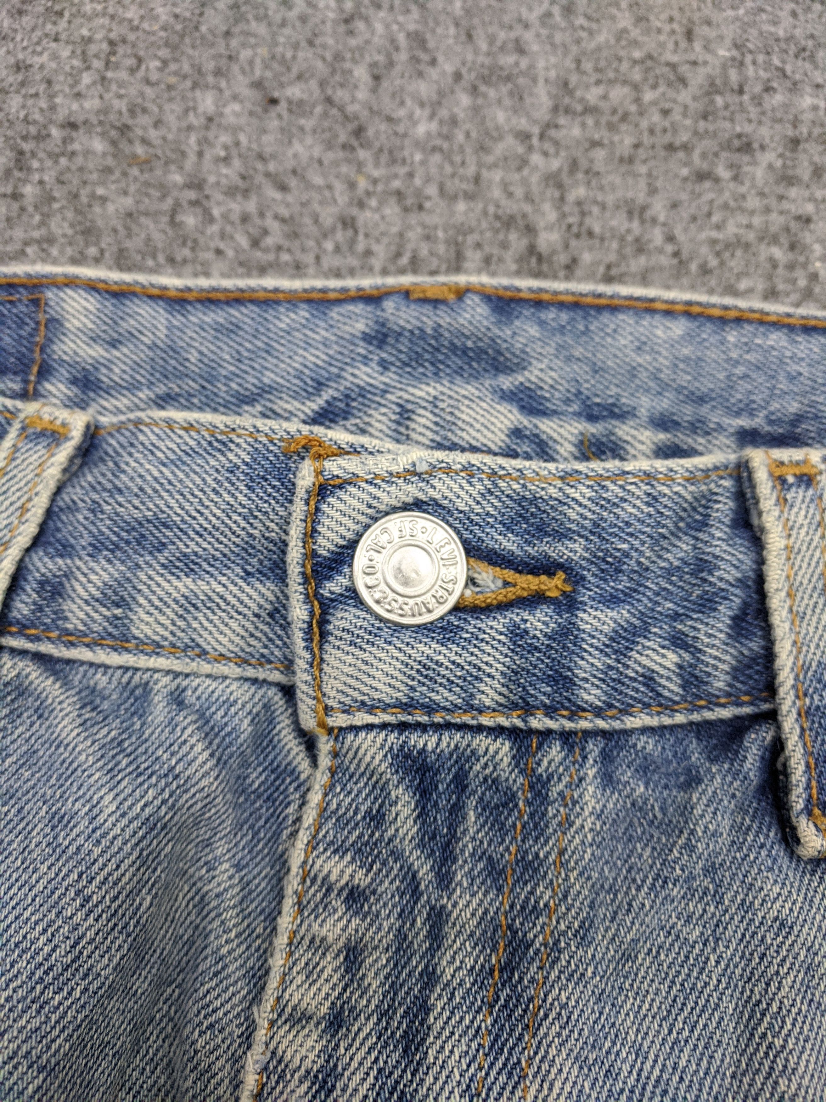 Levi's × Vintage Vintage 90s Levis 550 Lightwash Jeans DP0701 Size US 34 / EU 50 - 10 Thumbnail