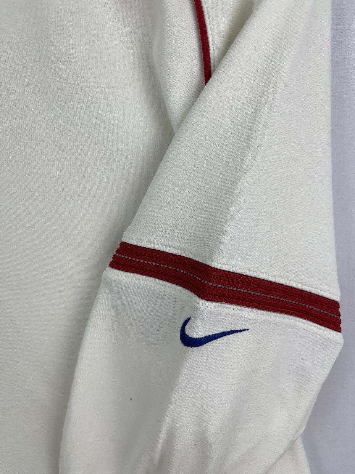 Nike Nike Small Logo Long Sleeve Shirt White Size US L / EU 52-54 / 3 - 3 Thumbnail