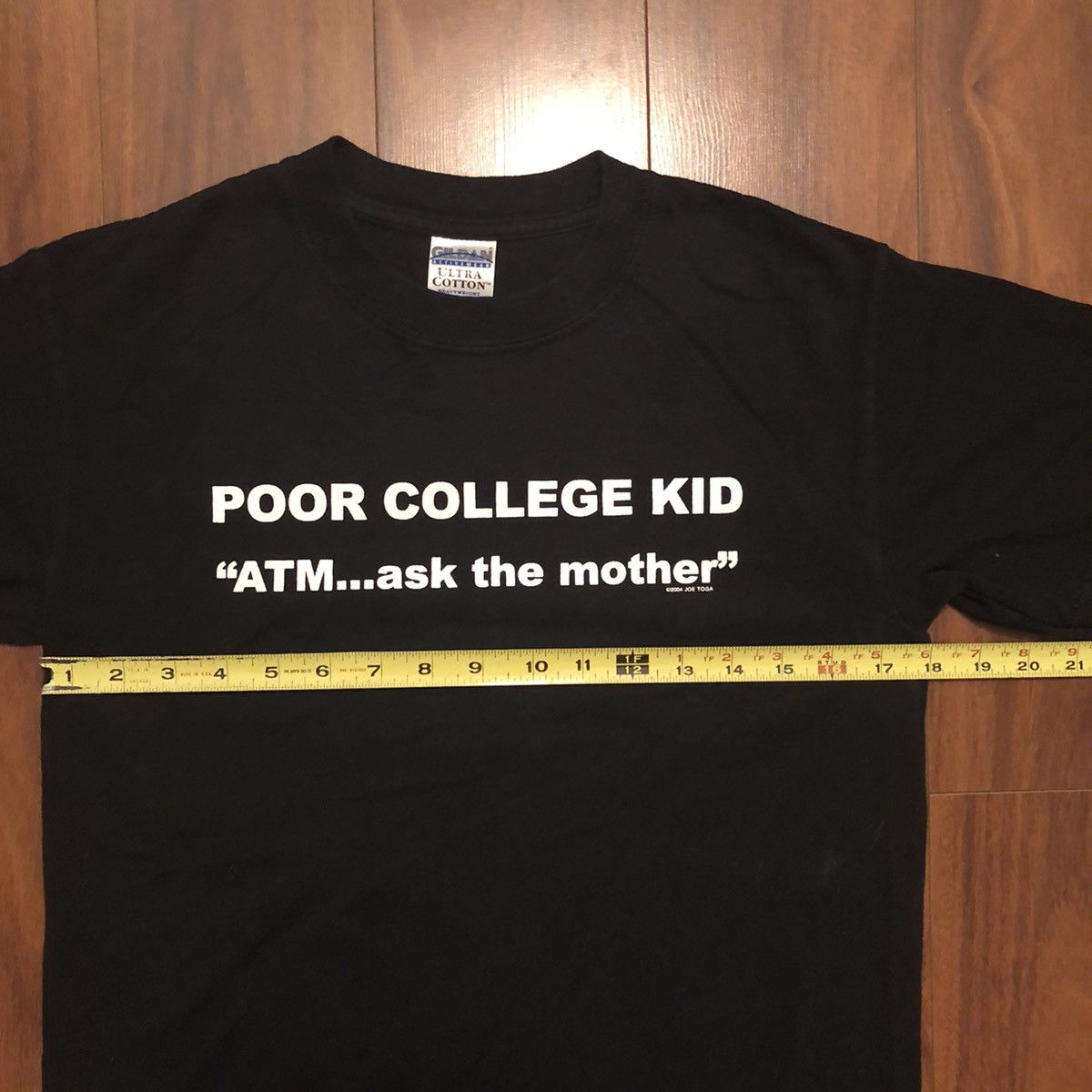 Hanes × Vintage Vintage Y2K 2004 poor college kid spell out t shirt Size US S / EU 44-46 / 1 - 3 Thumbnail