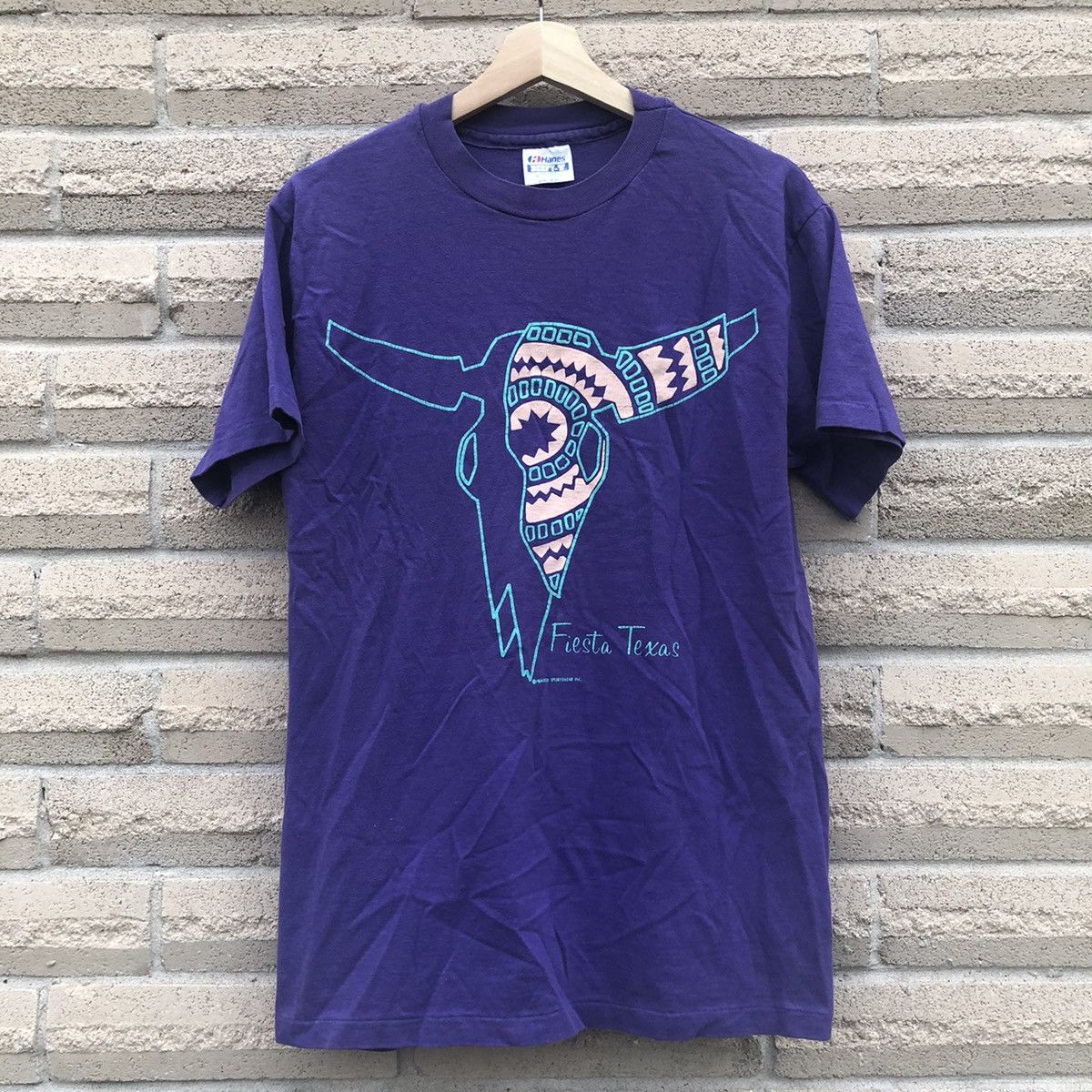 Hanes × Vintage Vintage 90s fiesta texas longhorn bull head graphic t shirt Size US M / EU 48-50 / 2 - 1 Thumbnail