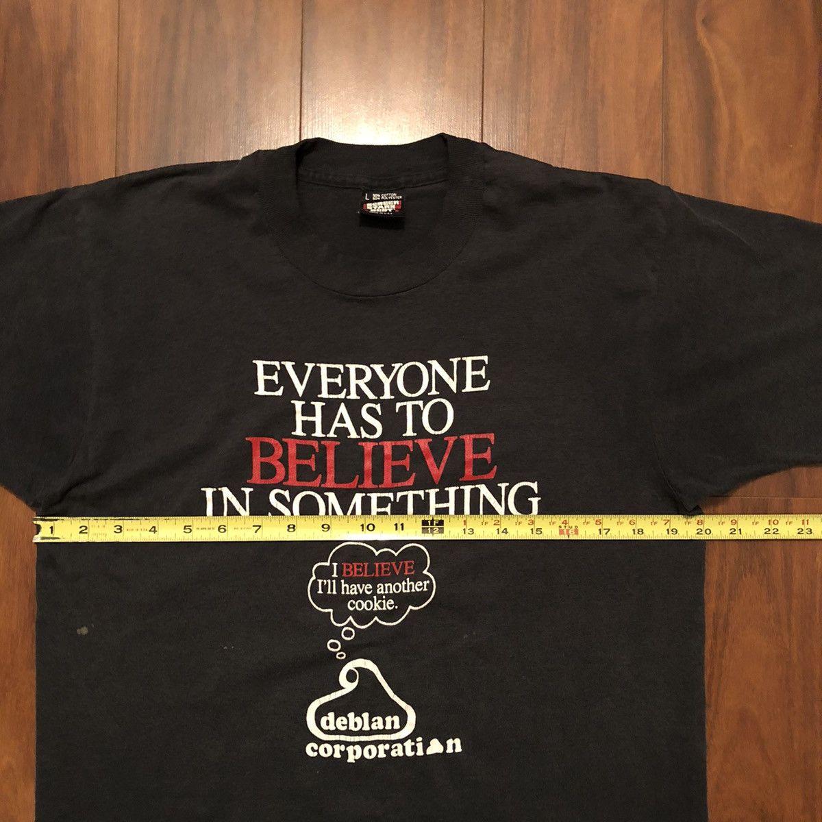 Vintage Vintage 90s Deblan corporation spell out graphic t shirt Size US L / EU 52-54 / 3 - 3 Thumbnail