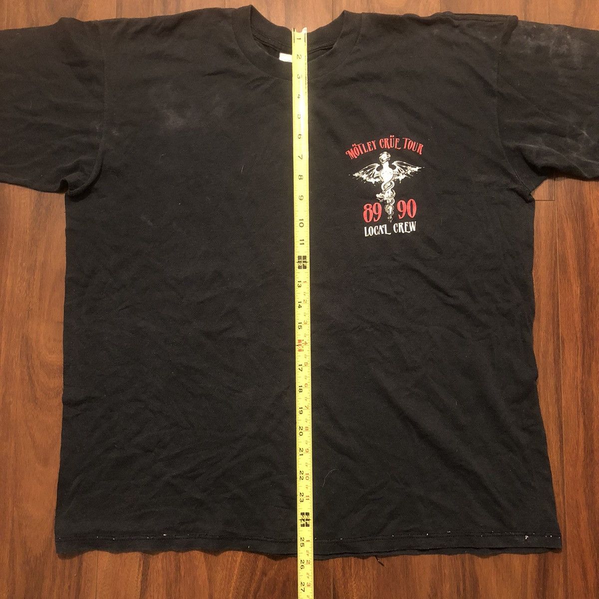 Vintage Vintage 90s Motley Crue band tour local crew graphic shirt Size US L / EU 52-54 / 3 - 3 Thumbnail
