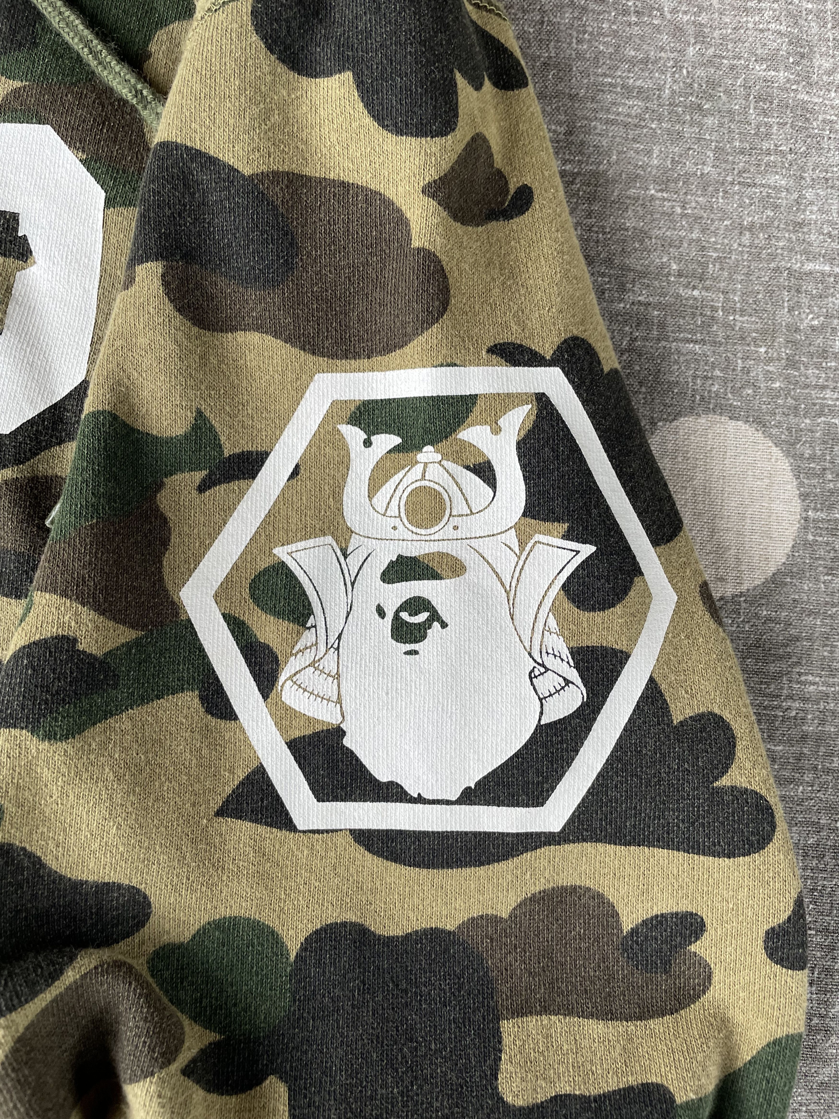 Bape × Undefeated Bape x Undefeated 1st Camo Ronin Full Zip Hoodie Size US M / EU 48-50 / 2 - 7 Thumbnail