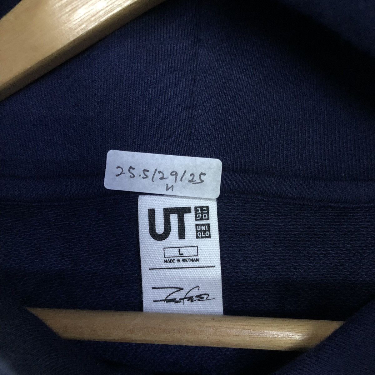 Futura × Uniqlo ‘Rare!! Uniqlo X Futura Laboratories Hoodie Sweatshirt Size US L / EU 52-54 / 3 - 9 Thumbnail