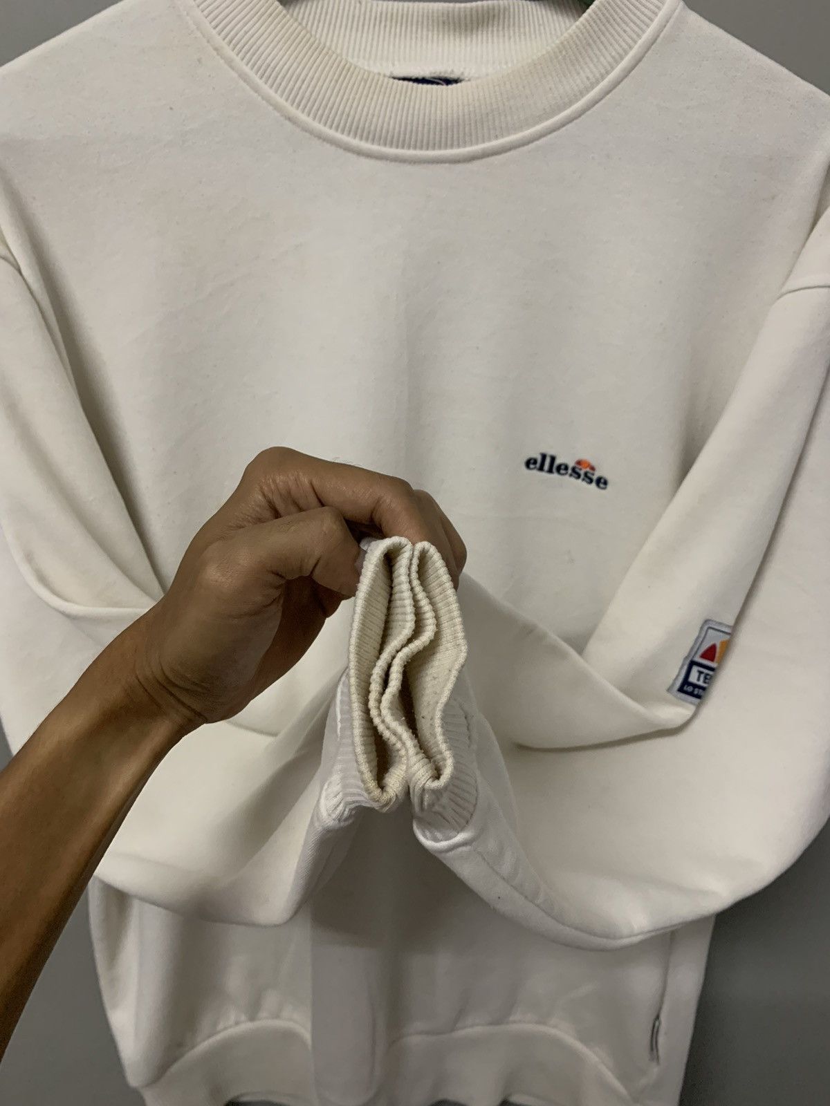 Ellesse × Japanese Brand × Vintage 🔥Vintage 🔥 ELLESSE Small Script Pullover Sweatshirt Size US M / EU 48-50 / 2 - 6 Thumbnail