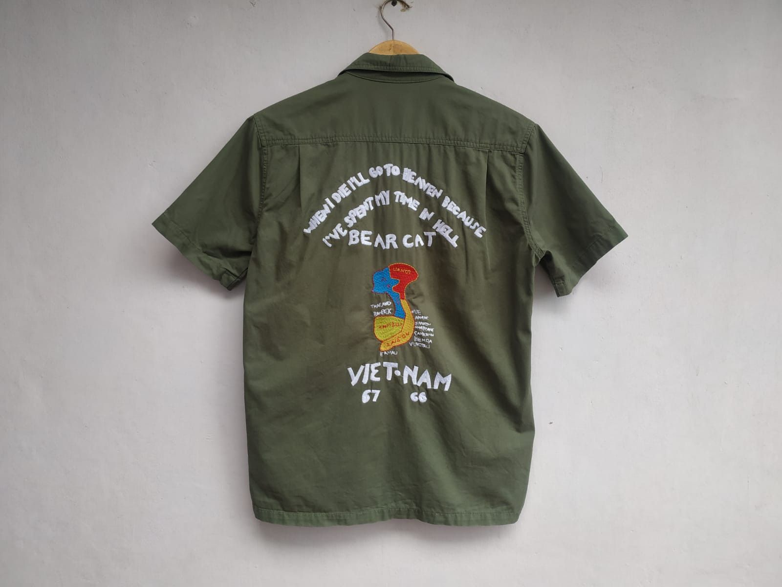Fit S to M Ciao Panic Vietnam War Embroidery Shirt