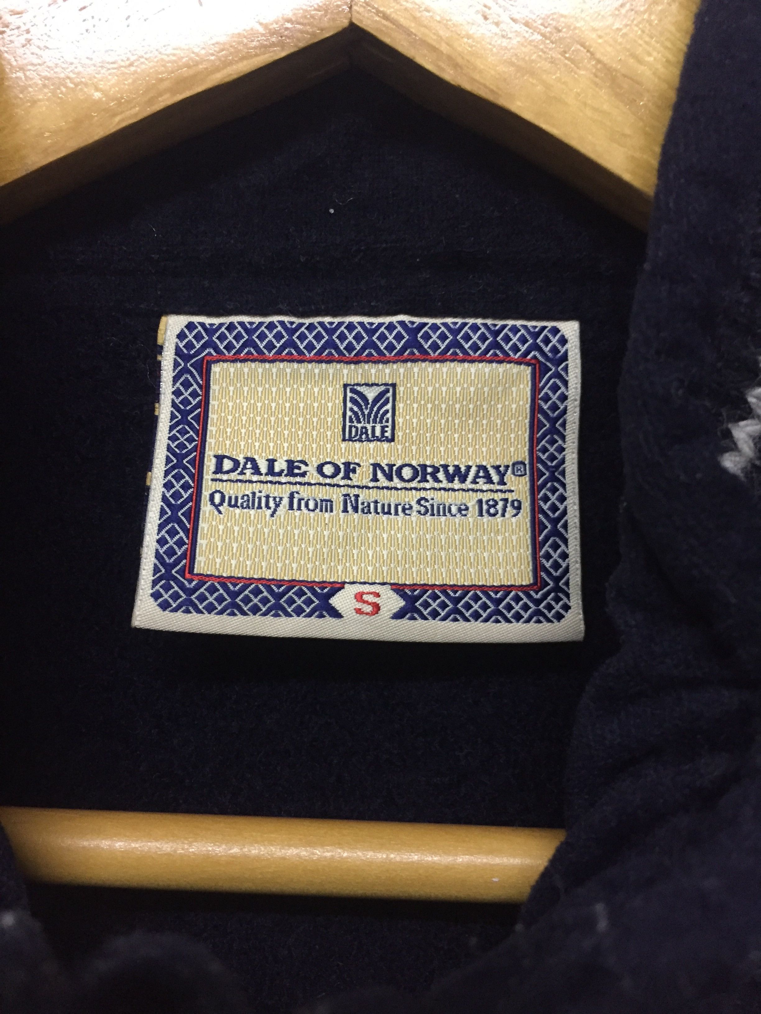 Dale Of Norway Vintage Dale Of Norway Wool intarsia jacquard knit Size US M / EU 48-50 / 2 - 11 Thumbnail
