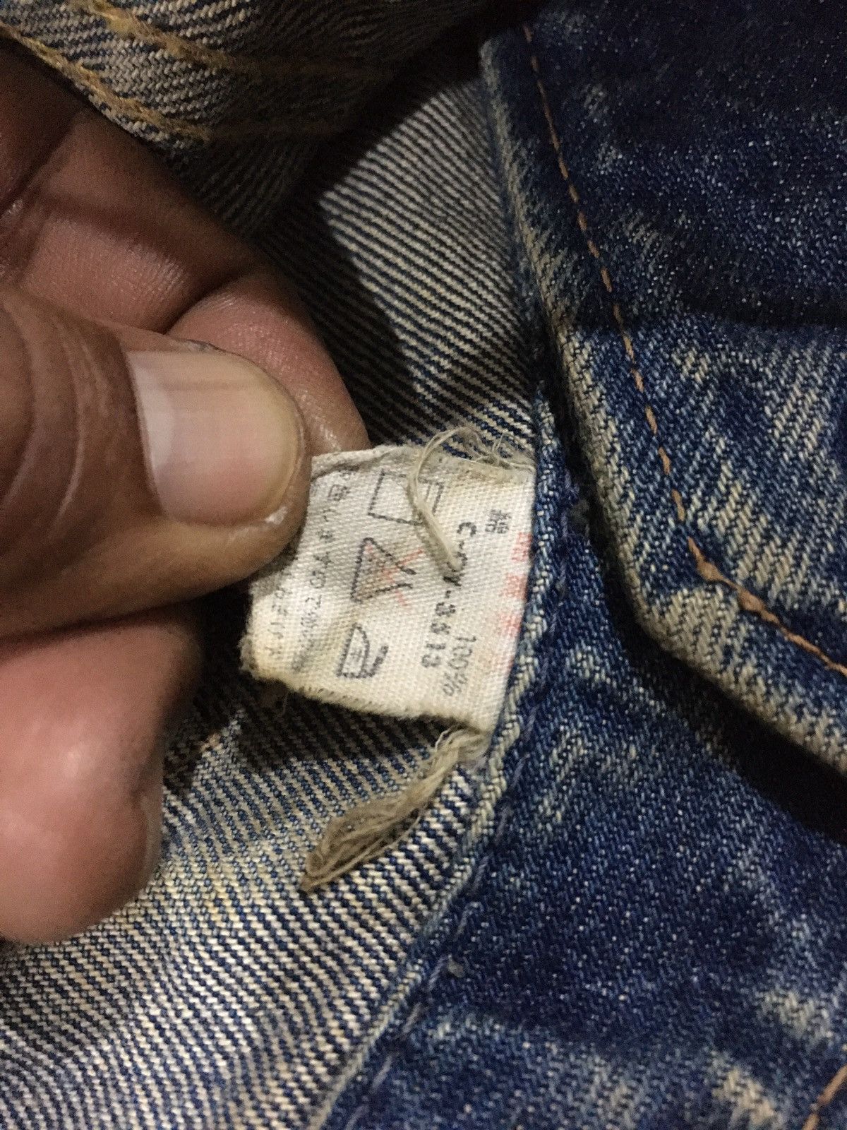 Big John × Vintage Vintage Bong John Thrashed Denim Vest Size US M / EU 48-50 / 2 - 11 Thumbnail