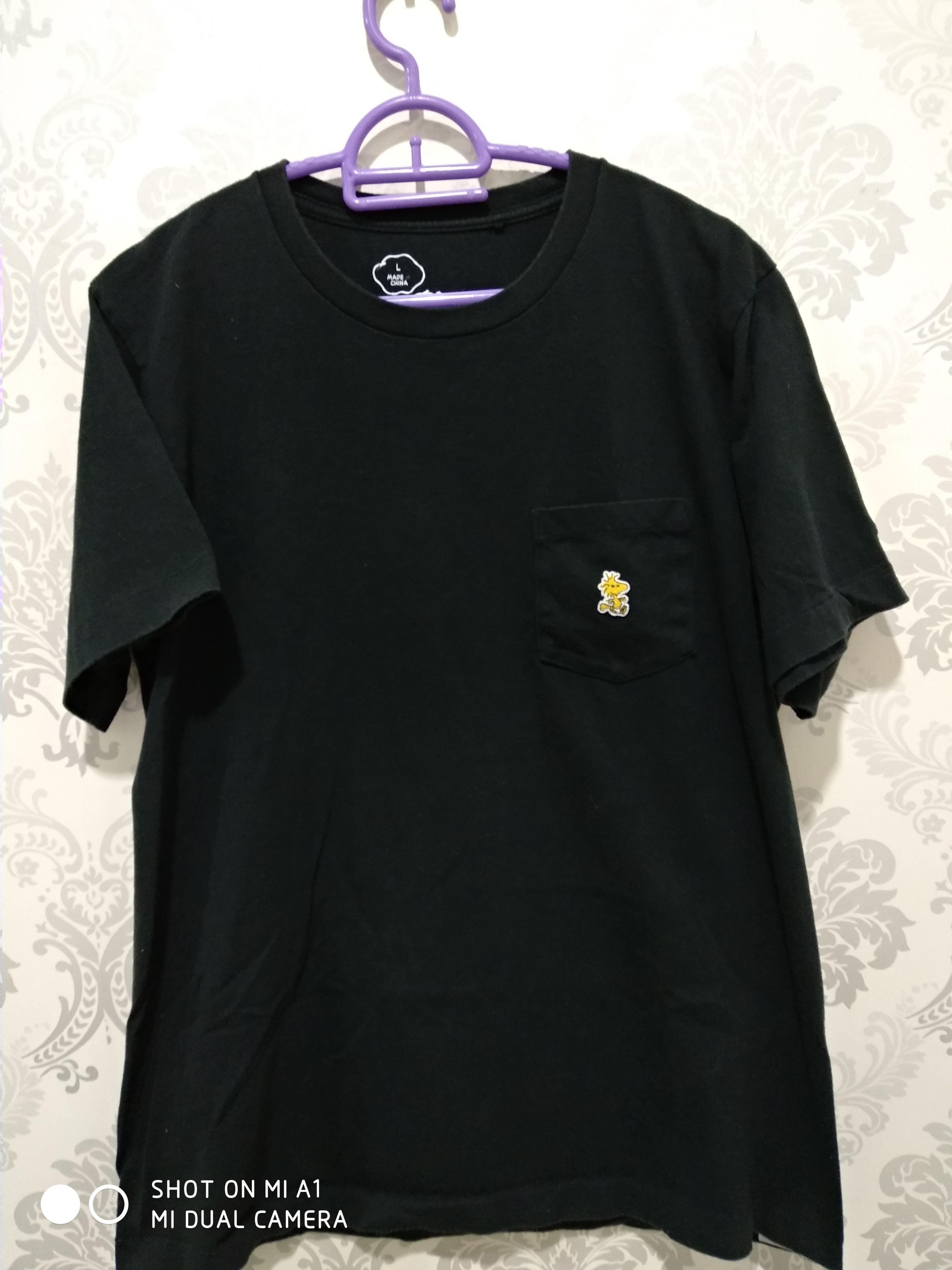 Kaws × Peanuts × Uniqlo Kaws X Peanuts X Uniqlo pocket tee Size US L / EU 52-54 / 3 - 1 Thumbnail