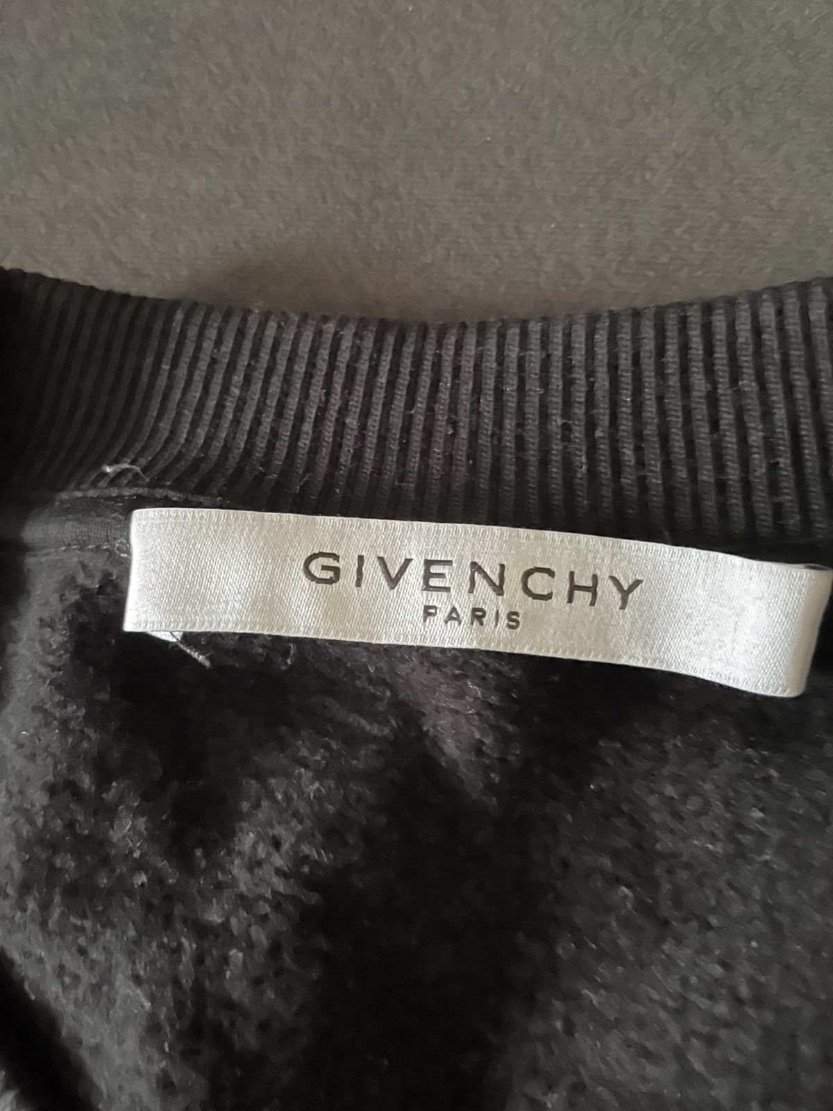 Givenchy Givenchy Shark Sweatshirt / Crewneck Size US L / EU 52-54 / 3 - 13 Thumbnail