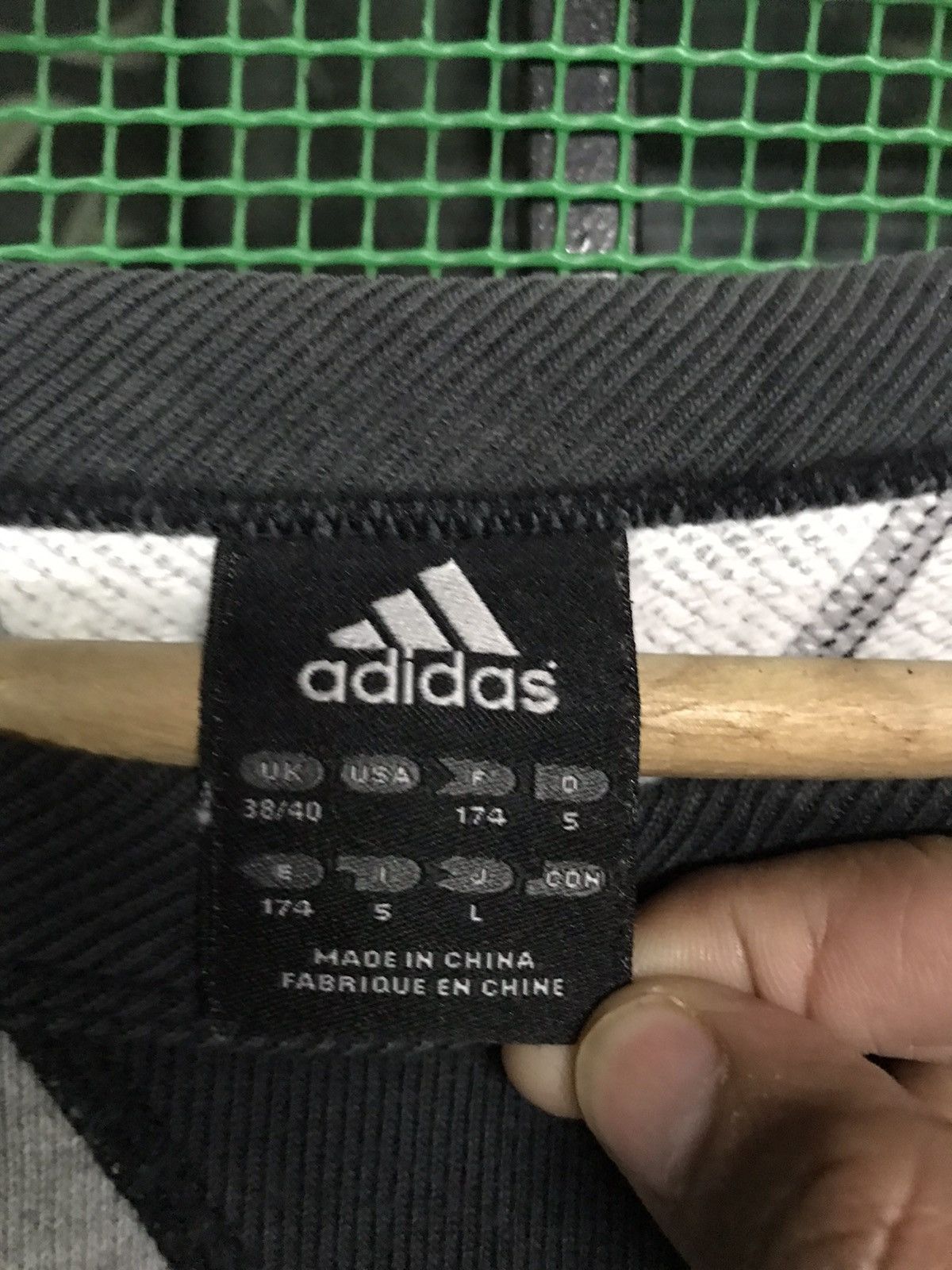 Adidas Adidas Sweatshirt Crewneck Pullover Size US L / EU 52-54 / 3 - 8 Thumbnail