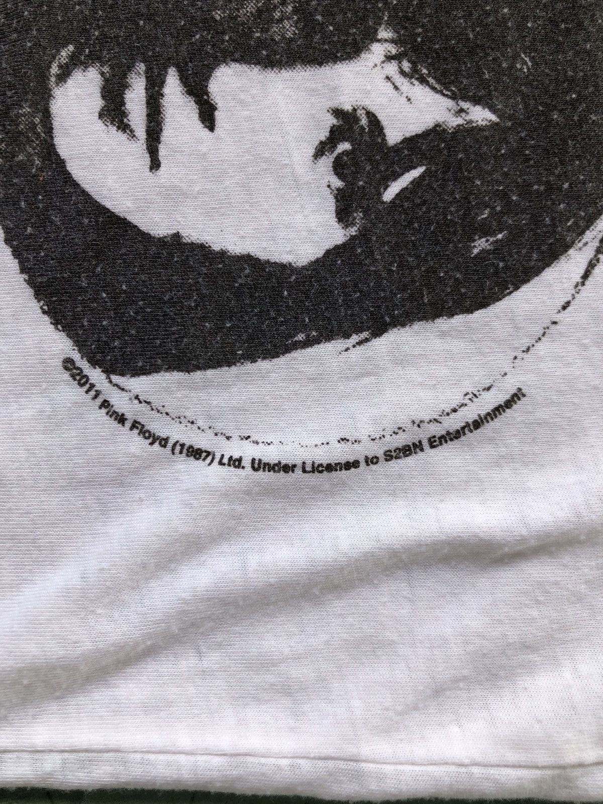 Band Tees Pink Floyd One Of These Days Seamus Big Face Logo V Neck Size US S / EU 44-46 / 1 - 4 Thumbnail