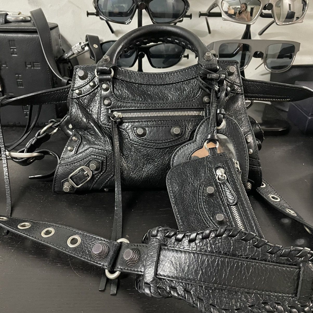 Balenciaga Neo Cagole XS bag