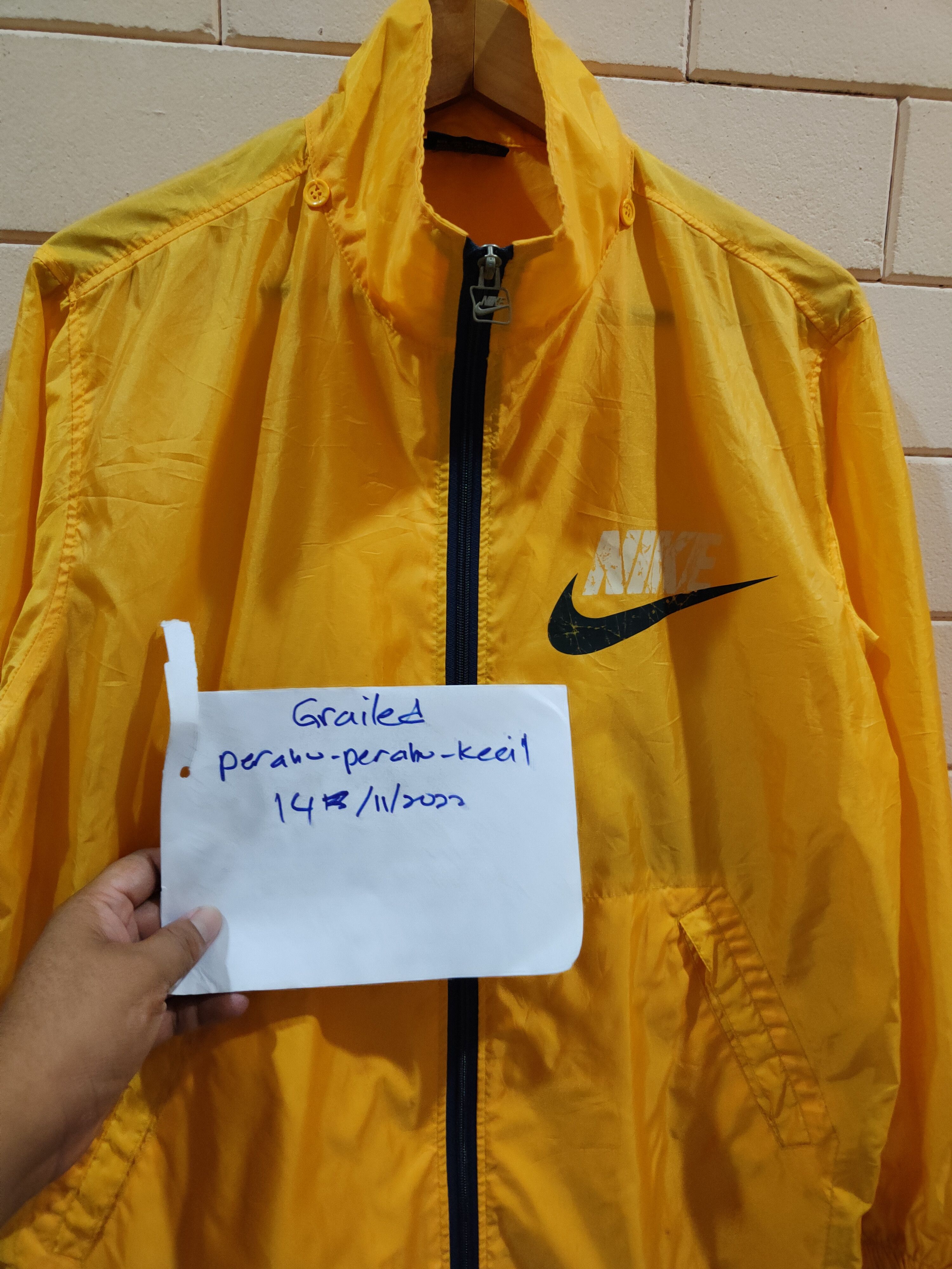 Nike × Vintage Vintage Nike Lightweight Windbreaker Size US M / EU 48-50 / 2 - 11 Thumbnail