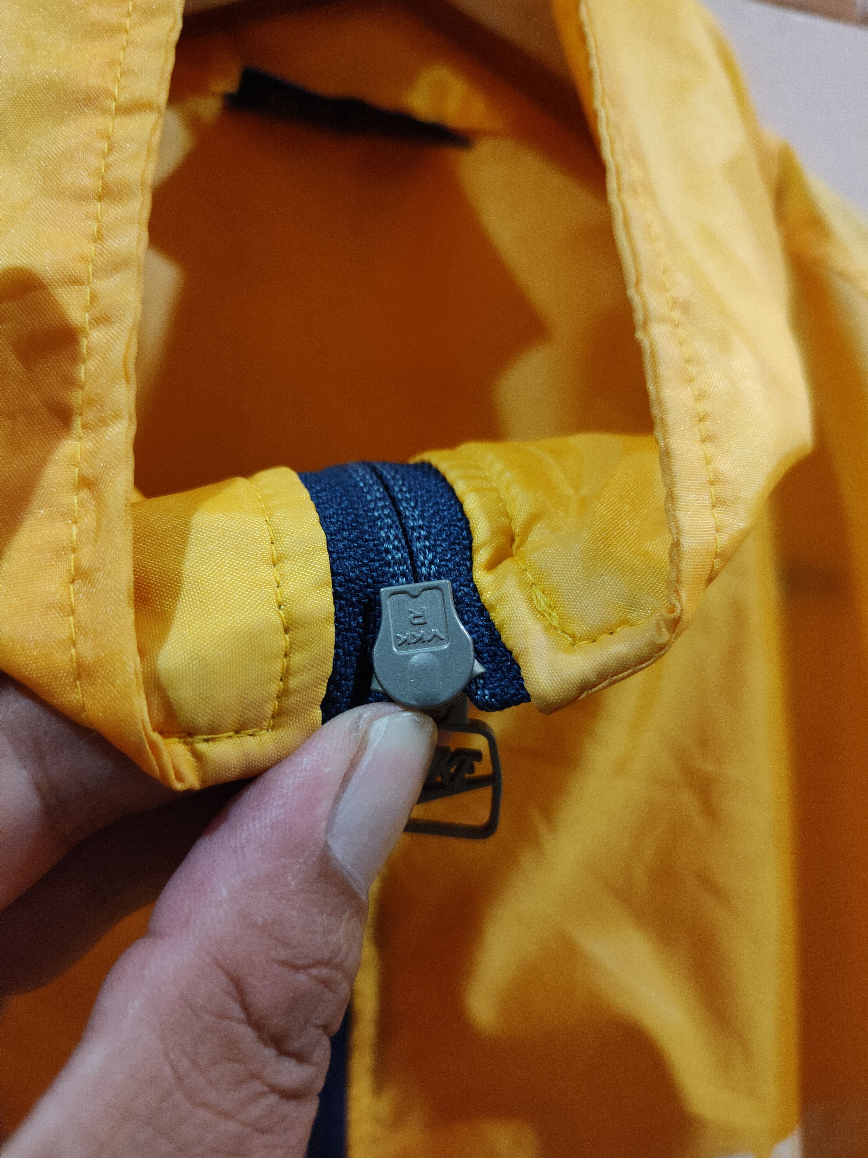 Nike × Vintage Vintage Nike Lightweight Windbreaker Size US M / EU 48-50 / 2 - 6 Thumbnail