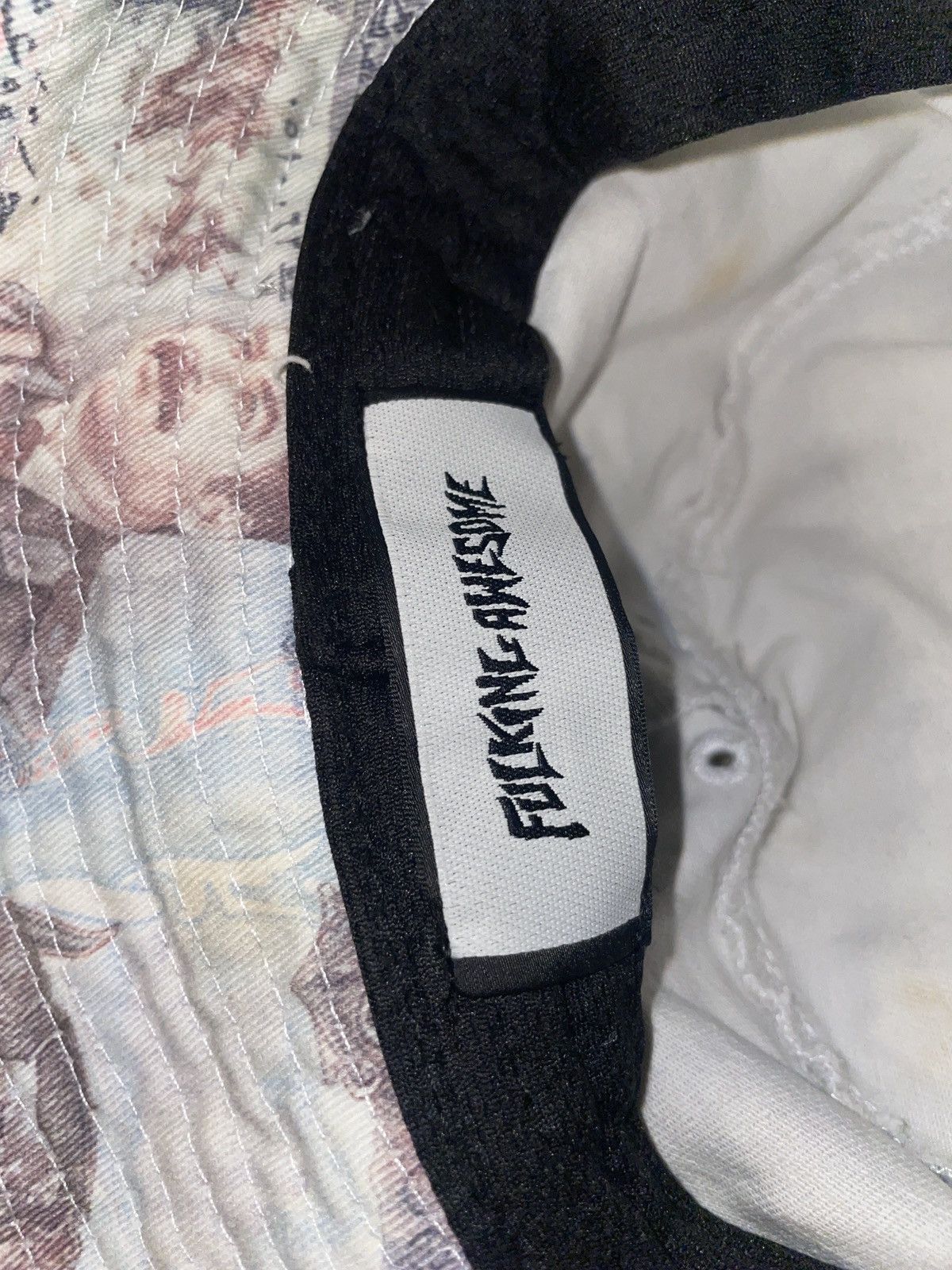 Fucking Awesome Fucking Awesome Sudam Hussein Momey bucket Size ONE SIZE - 5 Thumbnail