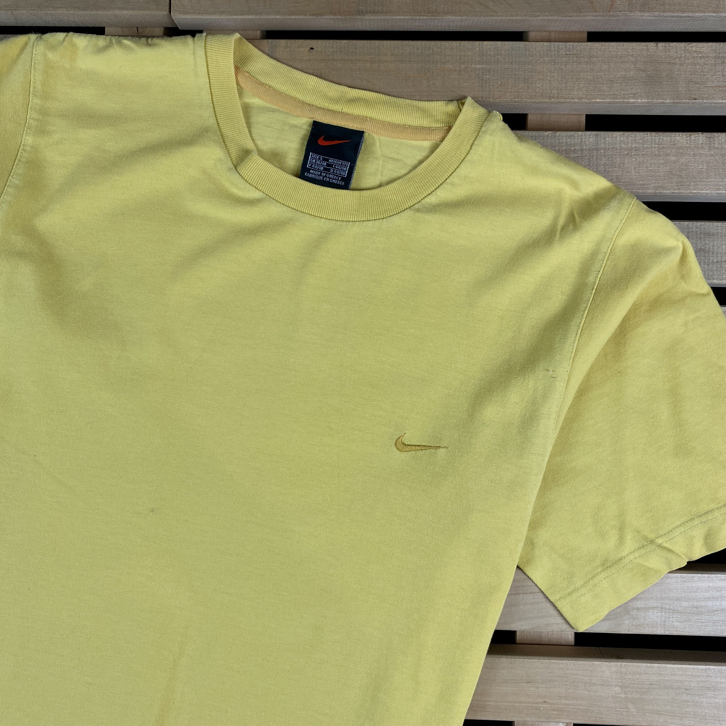 Nike × Vintage Mens Vintage T Shirt Nike Swoosh Size S Size US S / EU 44-46 / 1 - 2 Thumbnail