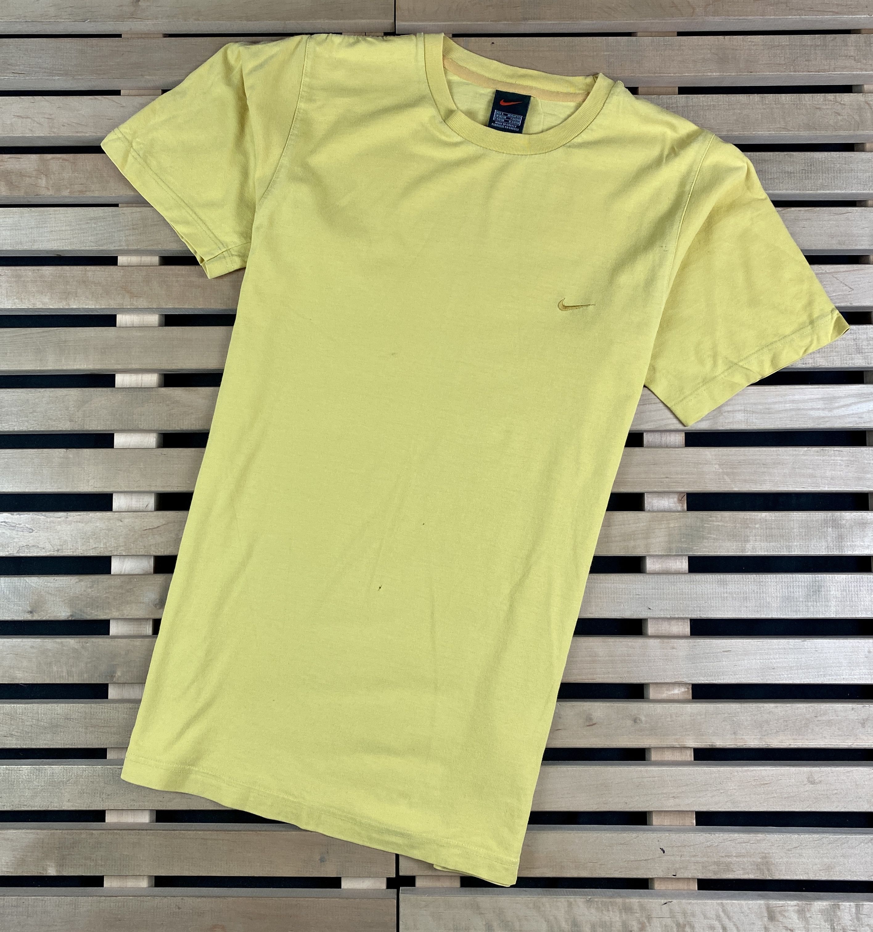 Nike × Vintage Mens Vintage T Shirt Nike Swoosh Size S Size US S / EU 44-46 / 1 - 1 Thumbnail