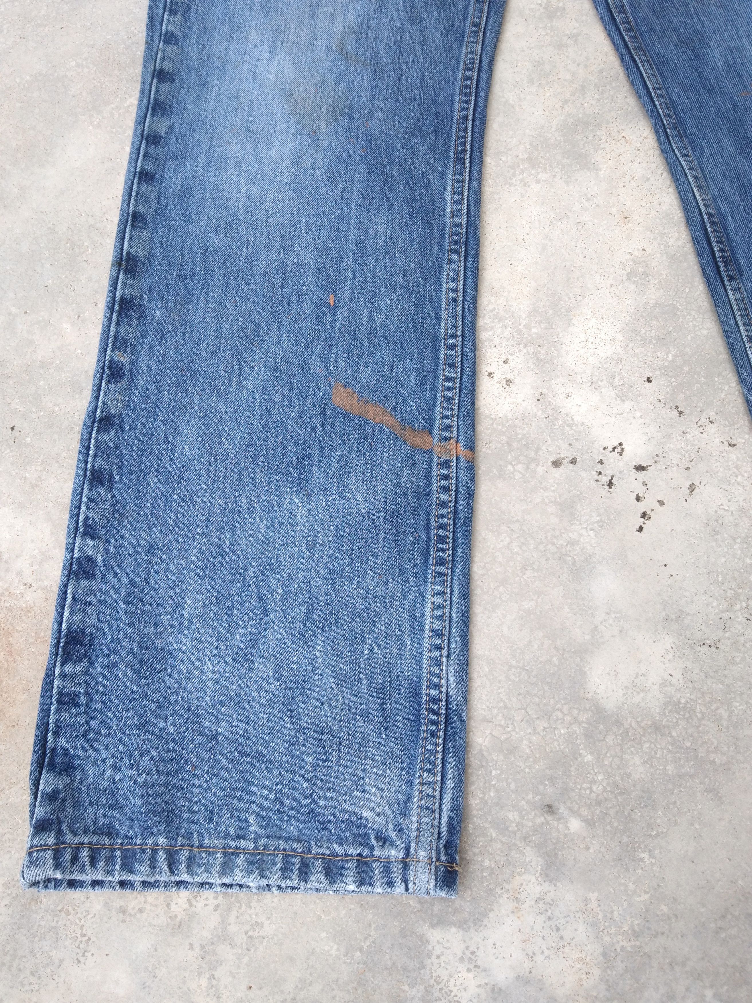 Levi's Vintage Levi's Jeans 514 Paint Splatter Blue Washed Denim Size US 32 / EU 48 - 7 Thumbnail