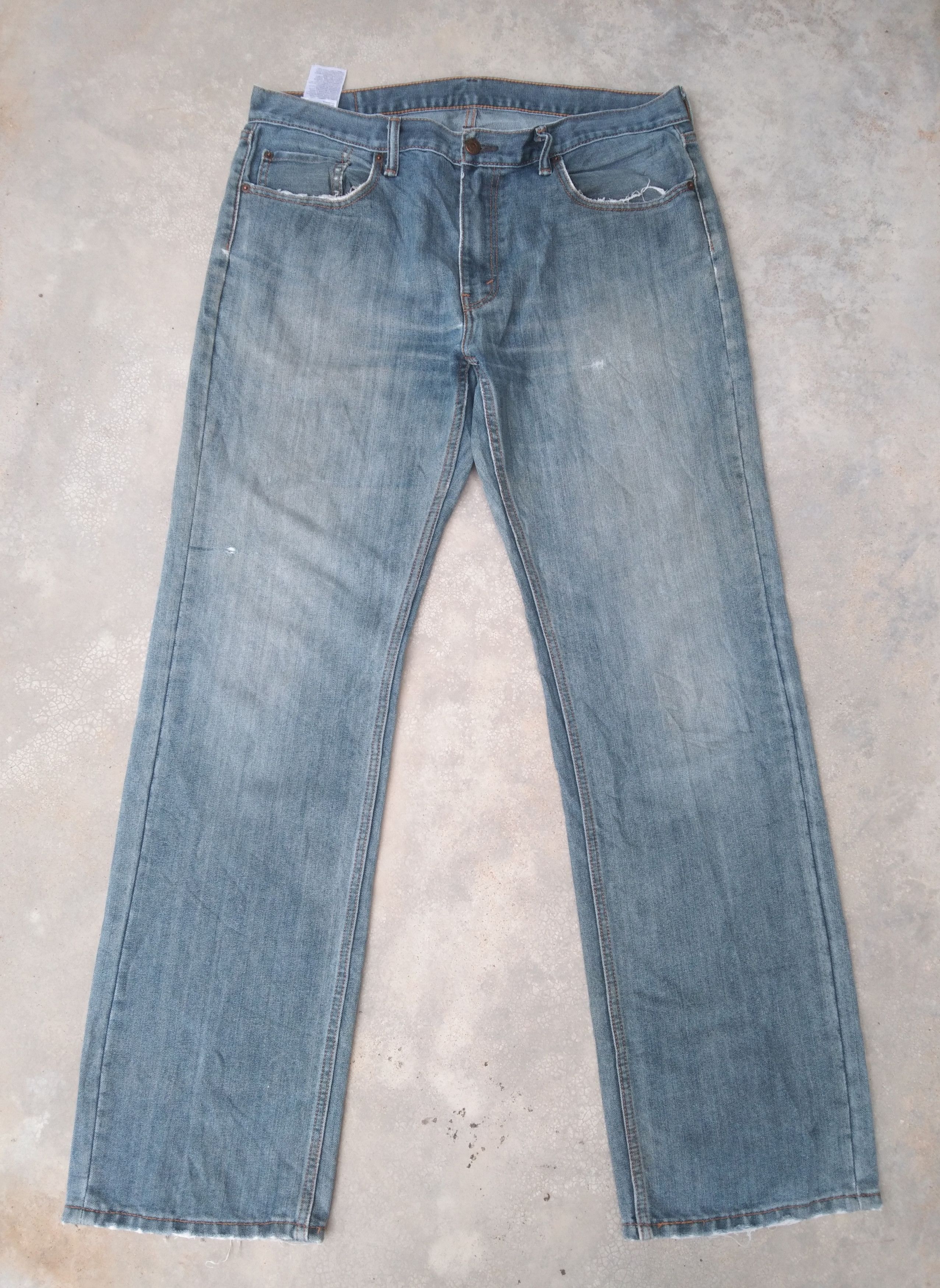 Levi's Vintage Levi's Jeans 559 Faded Blue Distressed Denim 36x34 Size US 36 / EU 52 - 1 Thumbnail