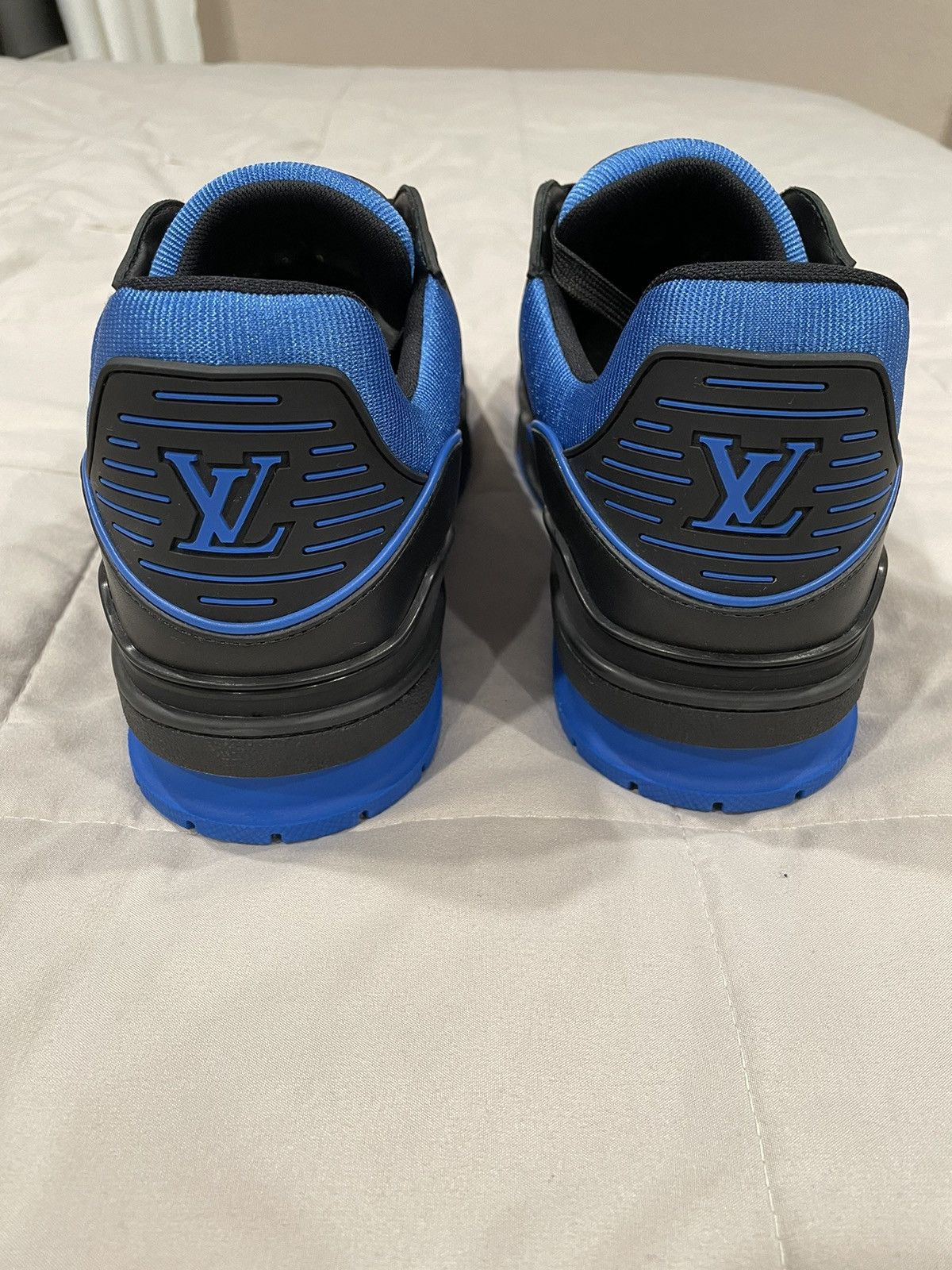 Louis Vuitton Louis Vuitton Black and Blue Trainer Sneaker Size US 11 / EU 44 - 10 Thumbnail