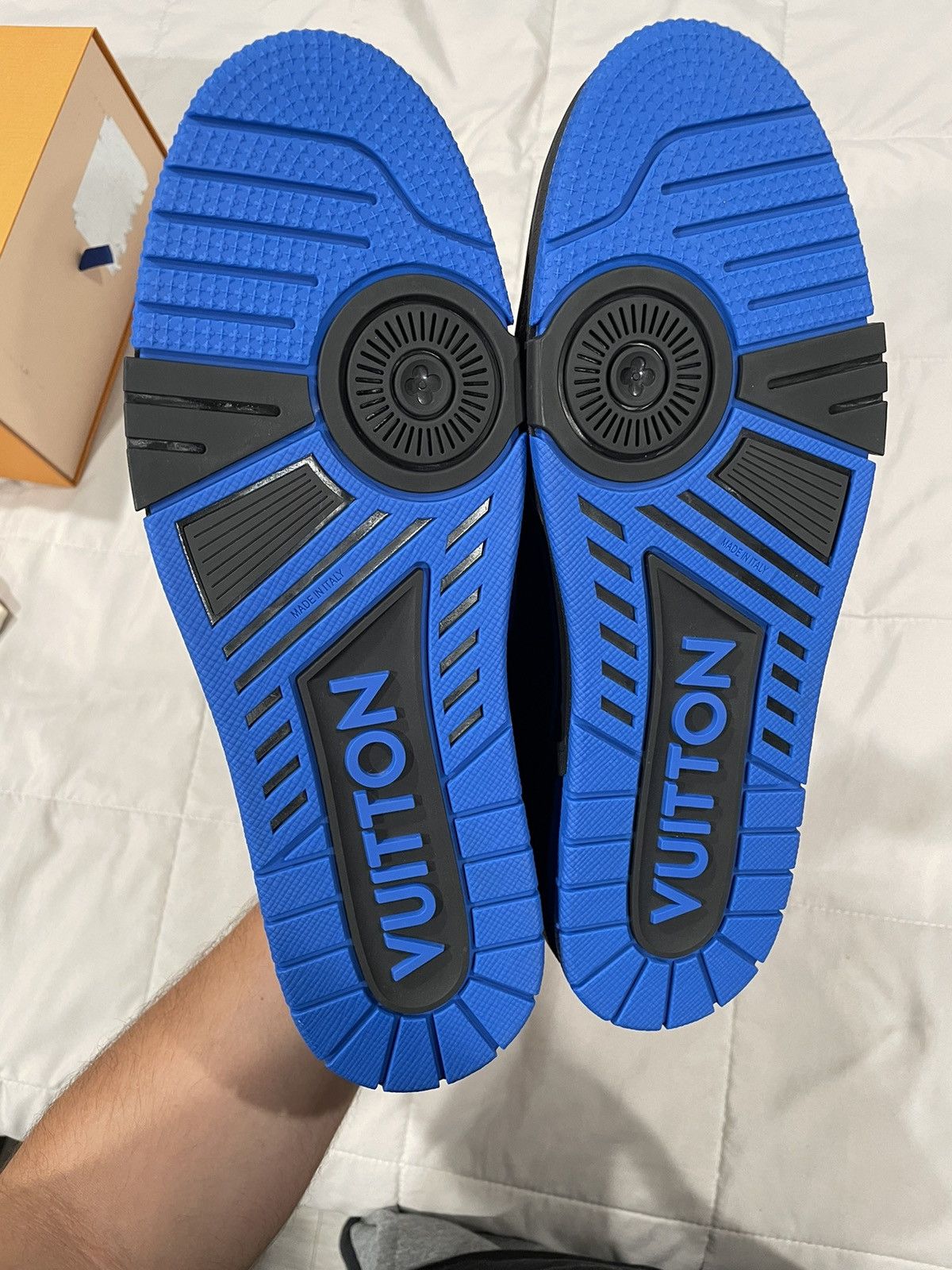 Louis Vuitton Louis Vuitton Black and Blue Trainer Sneaker Size US 11 / EU 44 - 13 Thumbnail