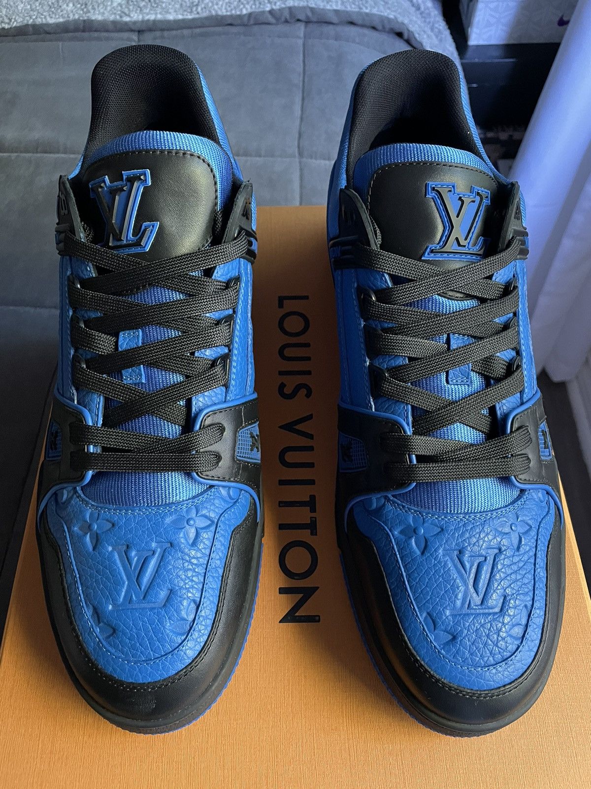 Louis Vuitton Louis Vuitton Black and Blue Trainer Sneaker Size US 11 / EU 44 - 3 Thumbnail