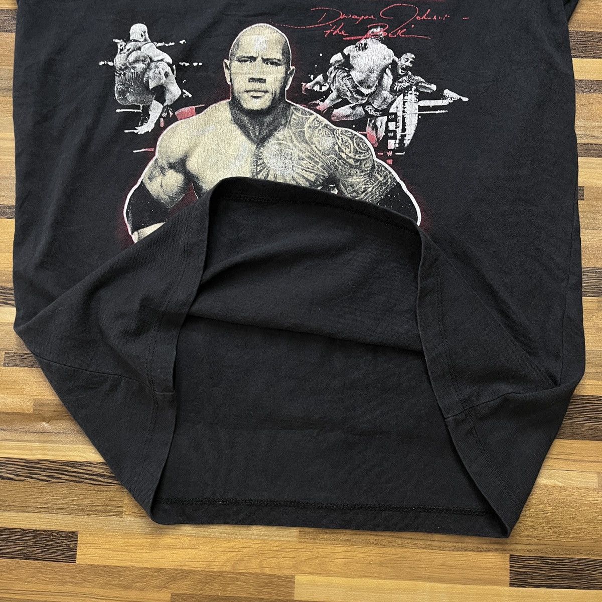 WCW/nWo × WWE × WWF The Rock Dwayne Johnson Signature WWE WWF NWO NCW TShirt Size US S / EU 44-46 / 1 - 9 Thumbnail