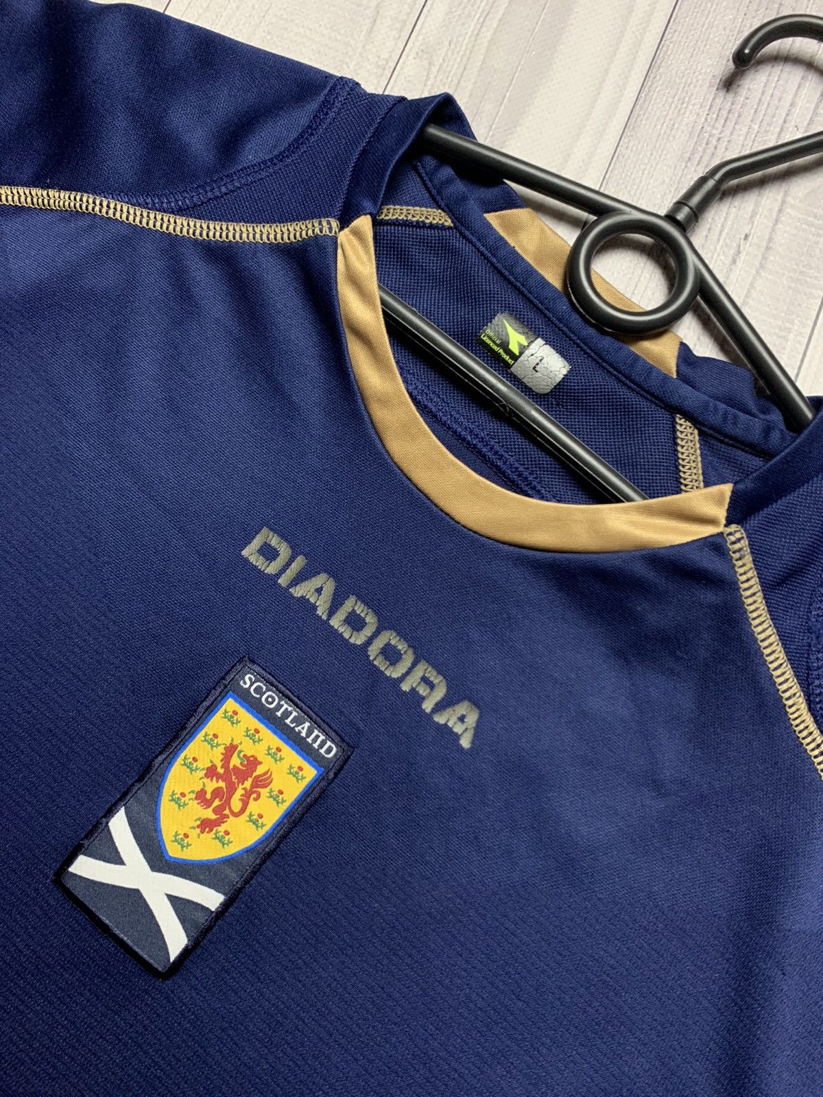 Diadora × Vintage Vintage soccer jersey Scotland Diadora size L Size US L / EU 52-54 / 3 - 3 Thumbnail