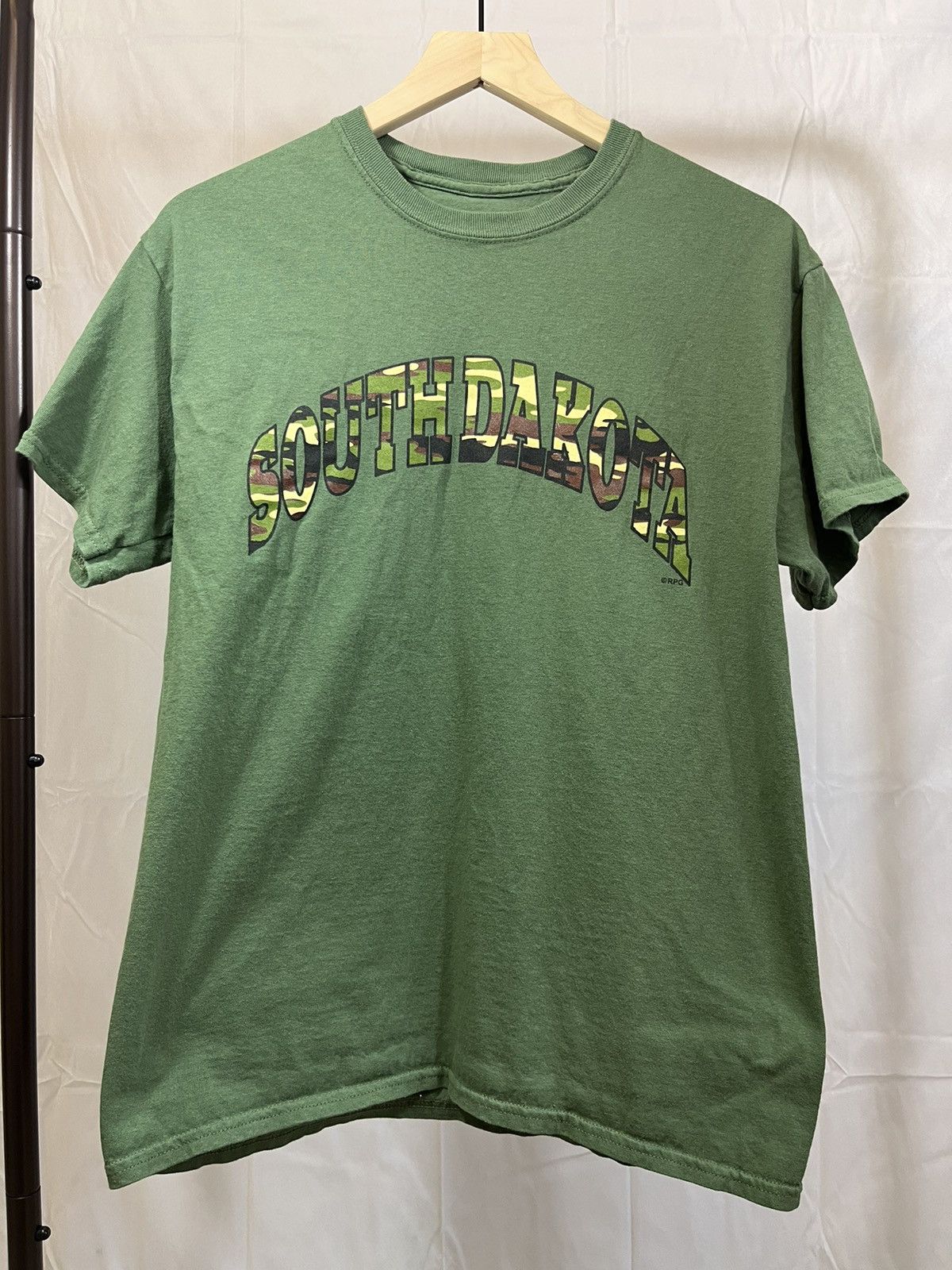Vintage South Dakota Green Camo Y2K 2000s Tee Size US M / EU 48-50 / 2 - 2 Thumbnail