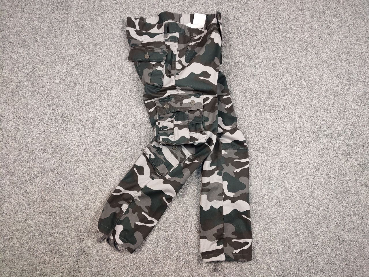 Japanese Brand 🔴 Vintage Japan Multi Pocket Cargo Camo Pants Travis Scott Size US 34 / EU 50 - 17 Thumbnail