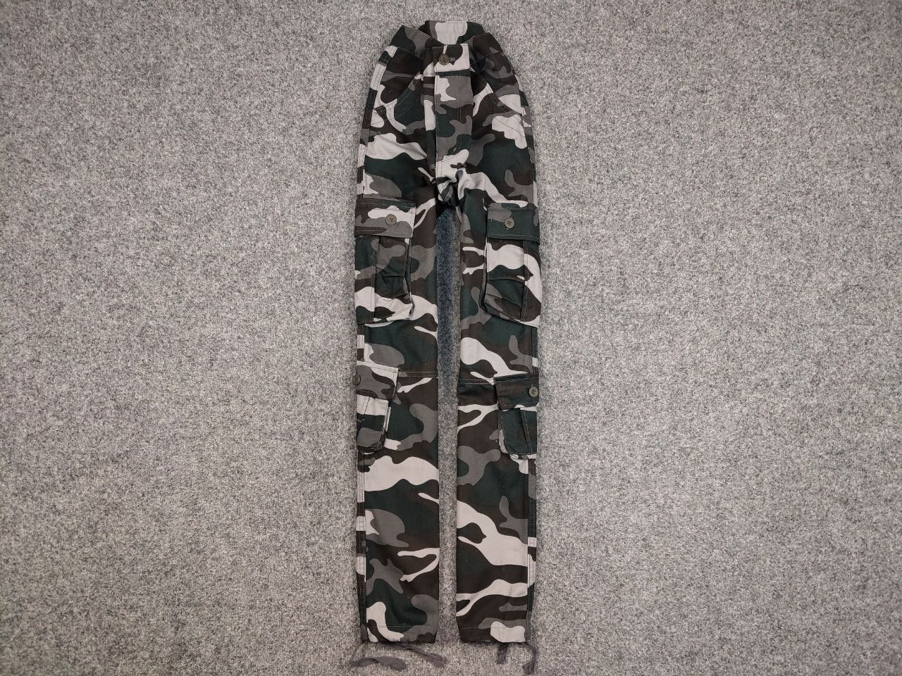 Japanese Brand 🔴 Vintage Japan Multi Pocket Cargo Camo Pants Travis Scott Size US 34 / EU 50 - 1 Thumbnail