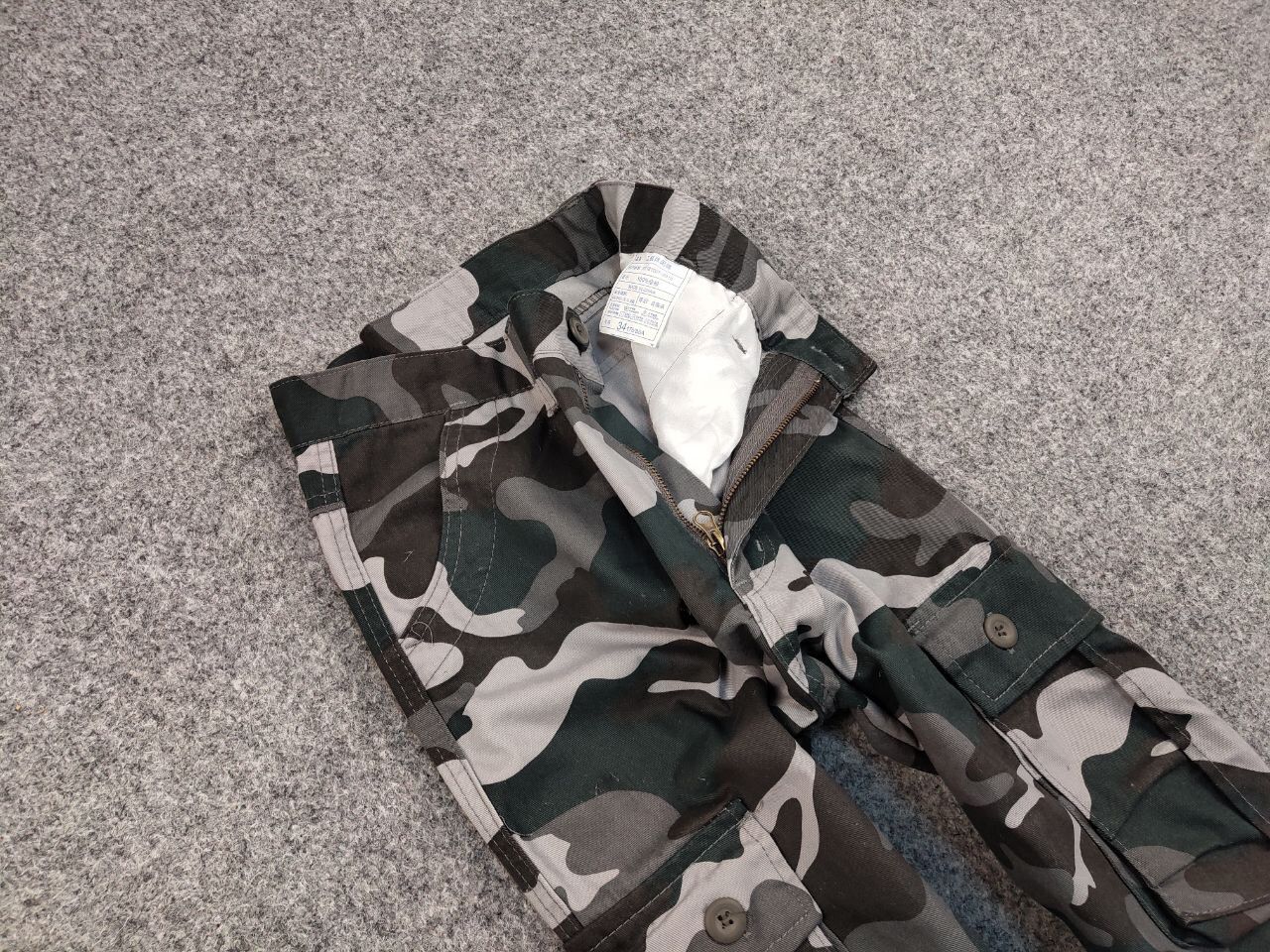 Japanese Brand 🔴 Vintage Japan Multi Pocket Cargo Camo Pants Travis Scott Size US 34 / EU 50 - 13 Thumbnail