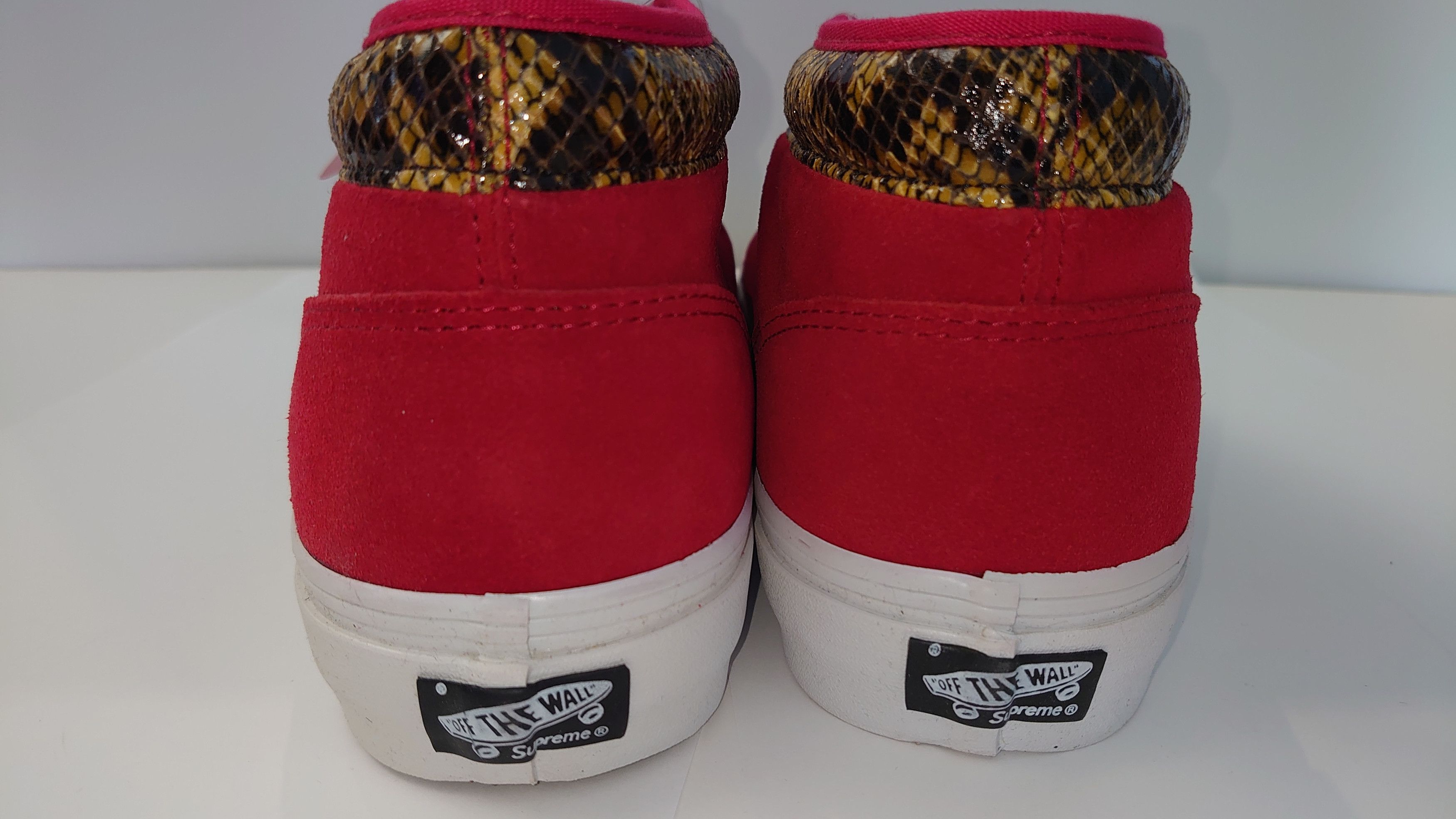 Vans Vans Vault Supreme Chukka Boot '95 Size US 9.5 / EU 42-43 - 5 Thumbnail