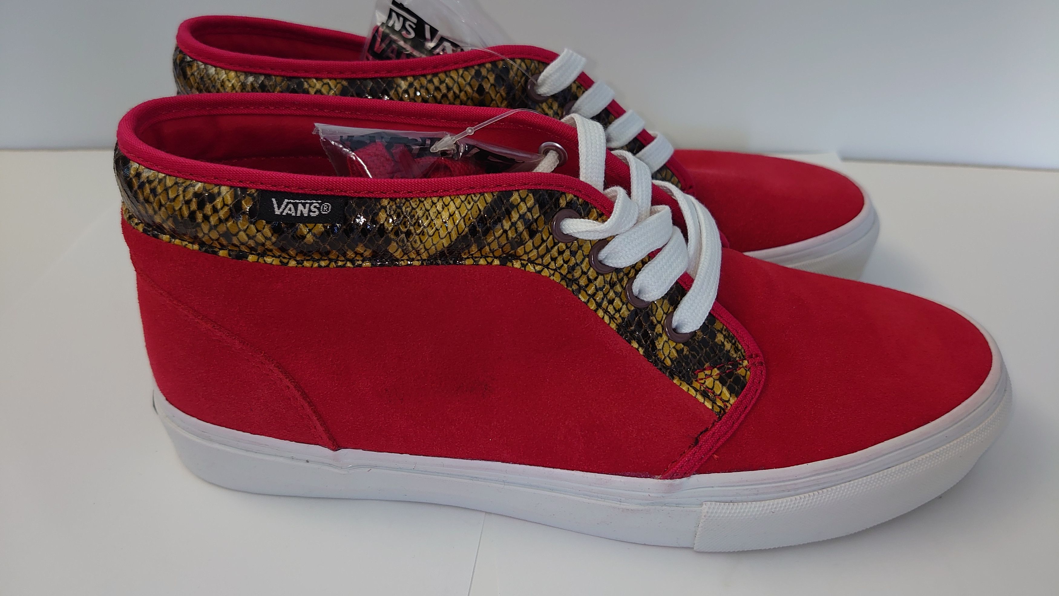 Vans Vans Vault Supreme Chukka Boot '95 Size US 9.5 / EU 42-43 - 4 Thumbnail