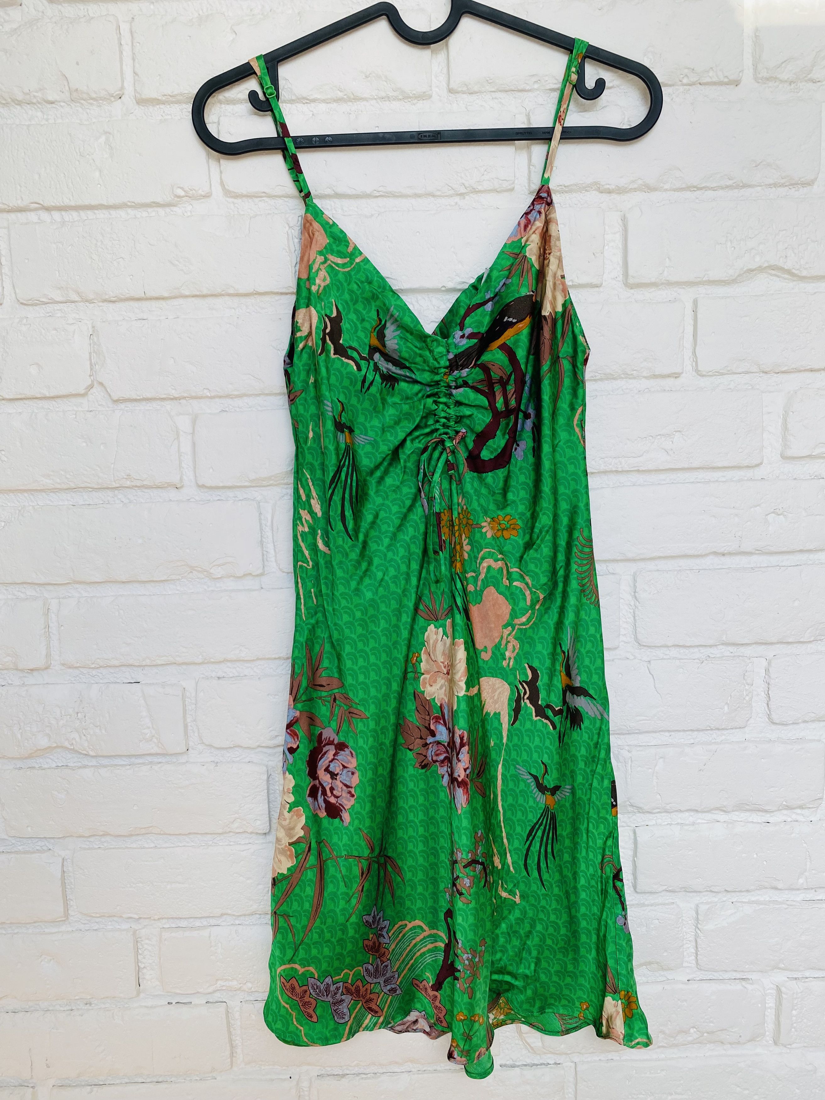 zara green floral dress Zara Green Floral Zara Floral Print Maxi Dress Smock Dress Zara Dresses Online Zara ZARA FLORAL PRINT Bright and full of life Zara Cotton Green White Boho