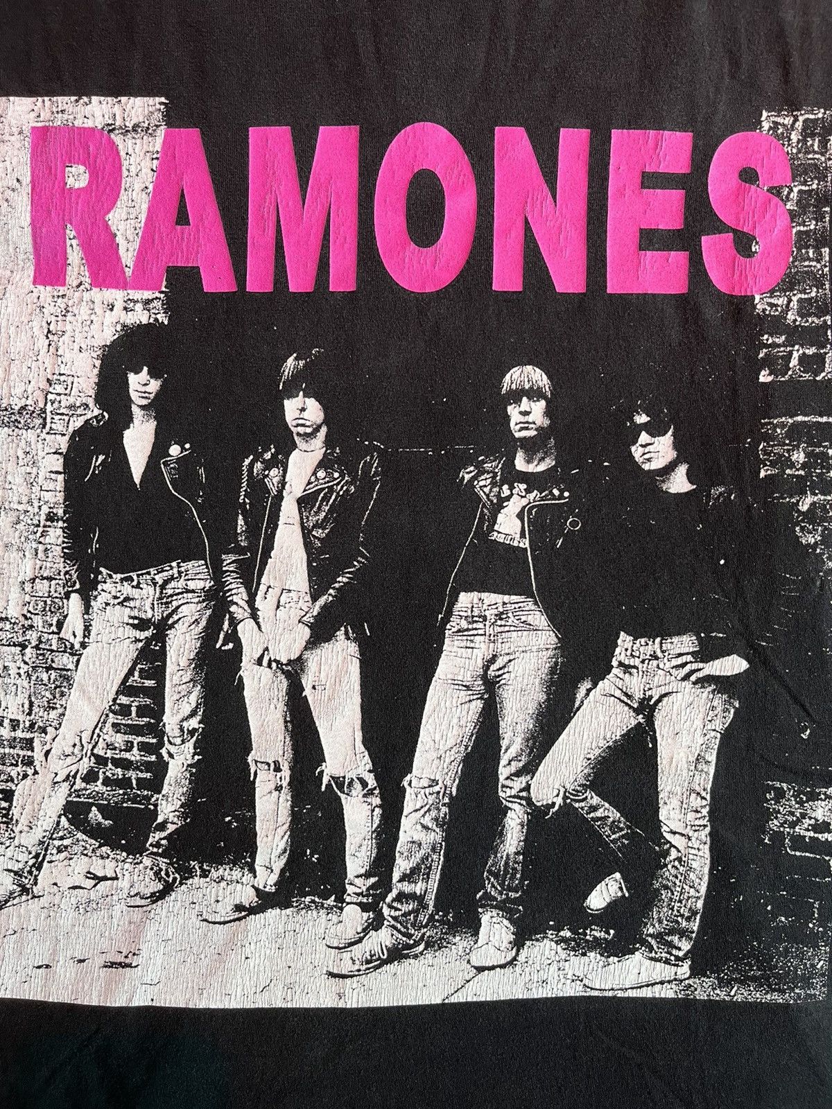 Band Tees × Vintage 90s Ramones Faded Distressed T Shirt block party kasabian Size US XL / EU 56 / 4 - 2 Thumbnail