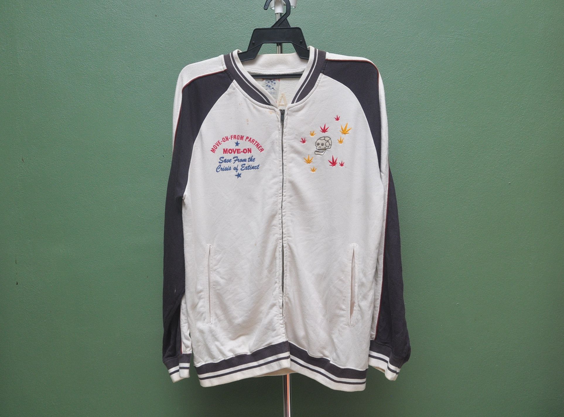 Designer × Japanese Brand × Vintage Sukajan Japanese Marijuana Sweater Size US L / EU 52-54 / 3 - 2 Thumbnail