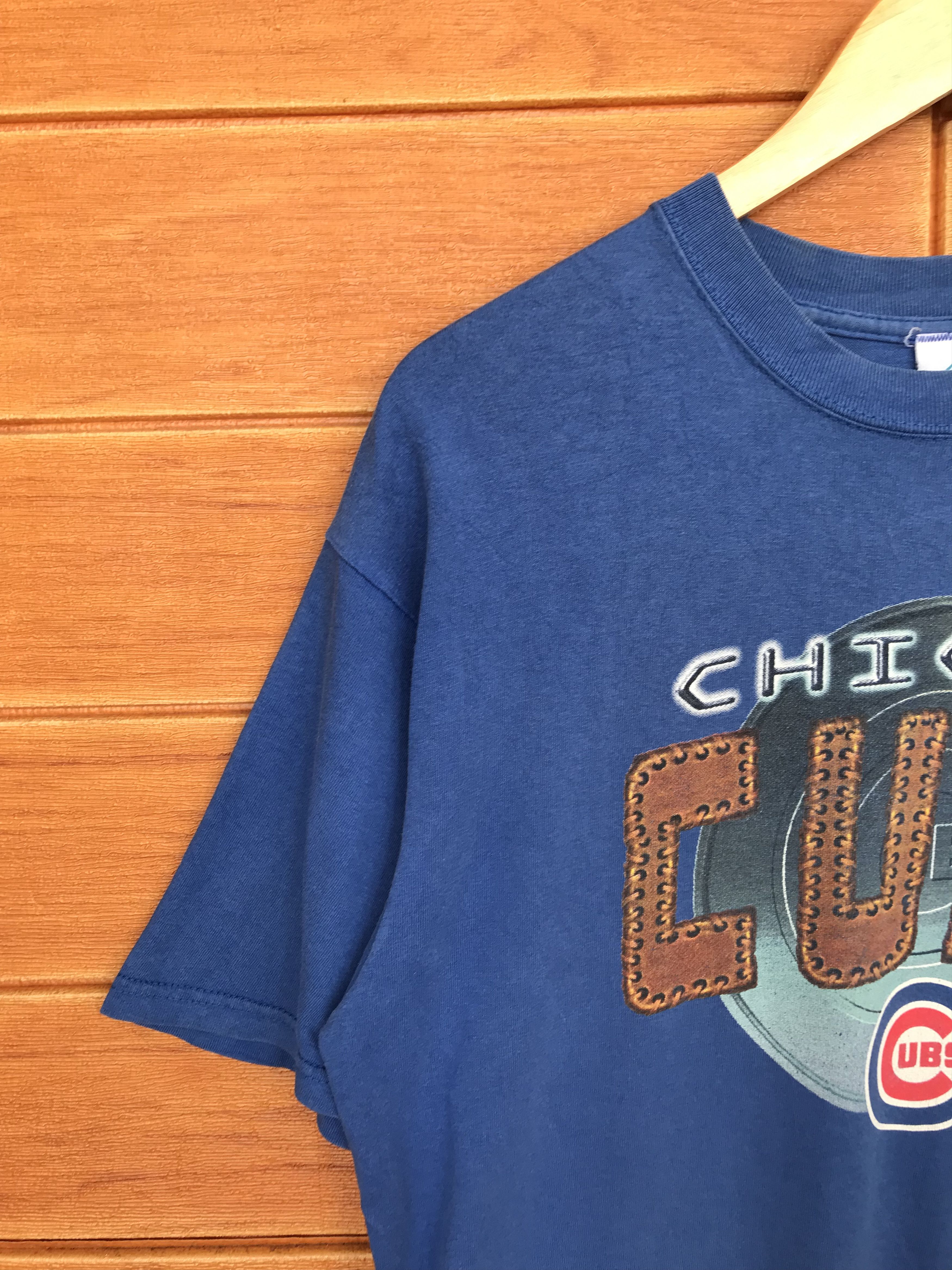 MLB Vintage 00s CHICAGO CUBS 2002 Mlb Spell Out T-Shirt Size US M / EU 48-50 / 2 - 7 Thumbnail