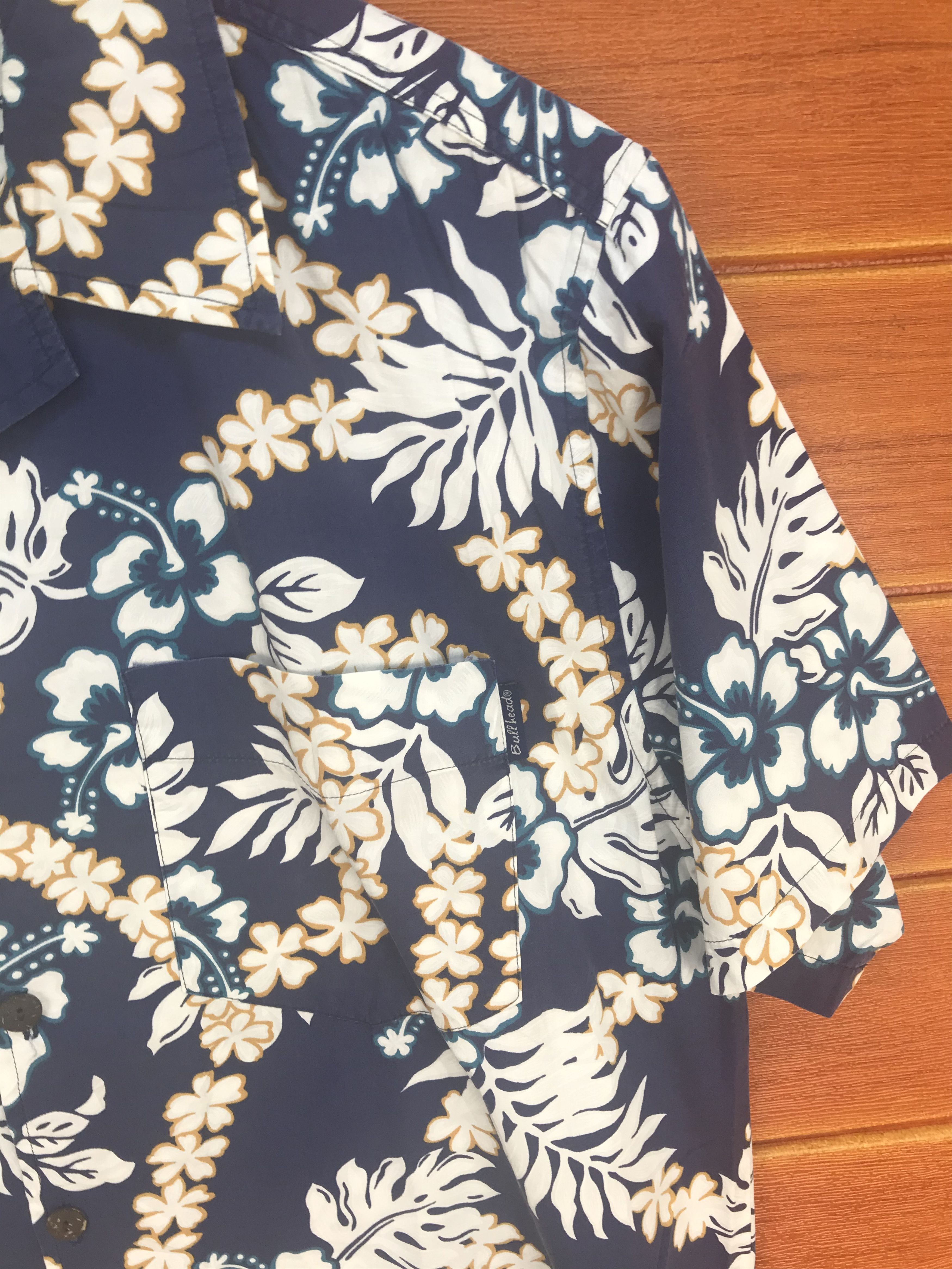 Bullhead Denim Co. Vintage Bullhead Island Series Oversize Hawaiian Shirt Size US S / EU 44-46 / 1 - 3 Thumbnail