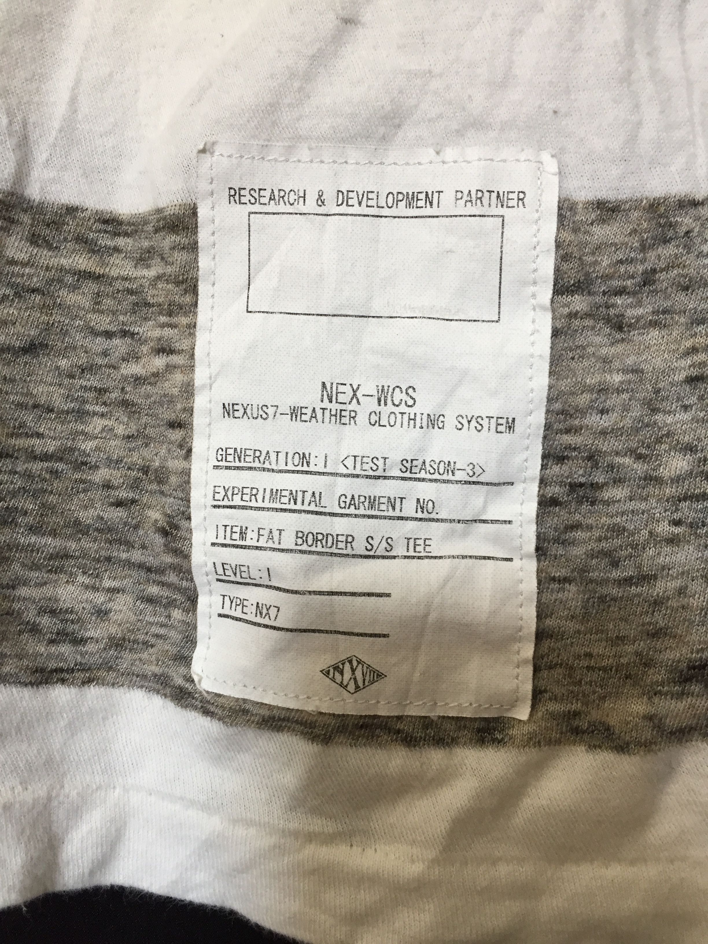 General Research × Japanese Brand × NEXUSVII Nexus Vii fat border experiment tee Size US M / EU 48-50 / 2 - 6 Thumbnail