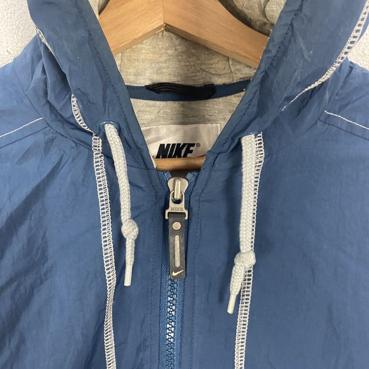 Nike × Vintage Vintage Nike Hoodie Sweater Big Logo Size US L / EU 52-54 / 3 - 3 Thumbnail