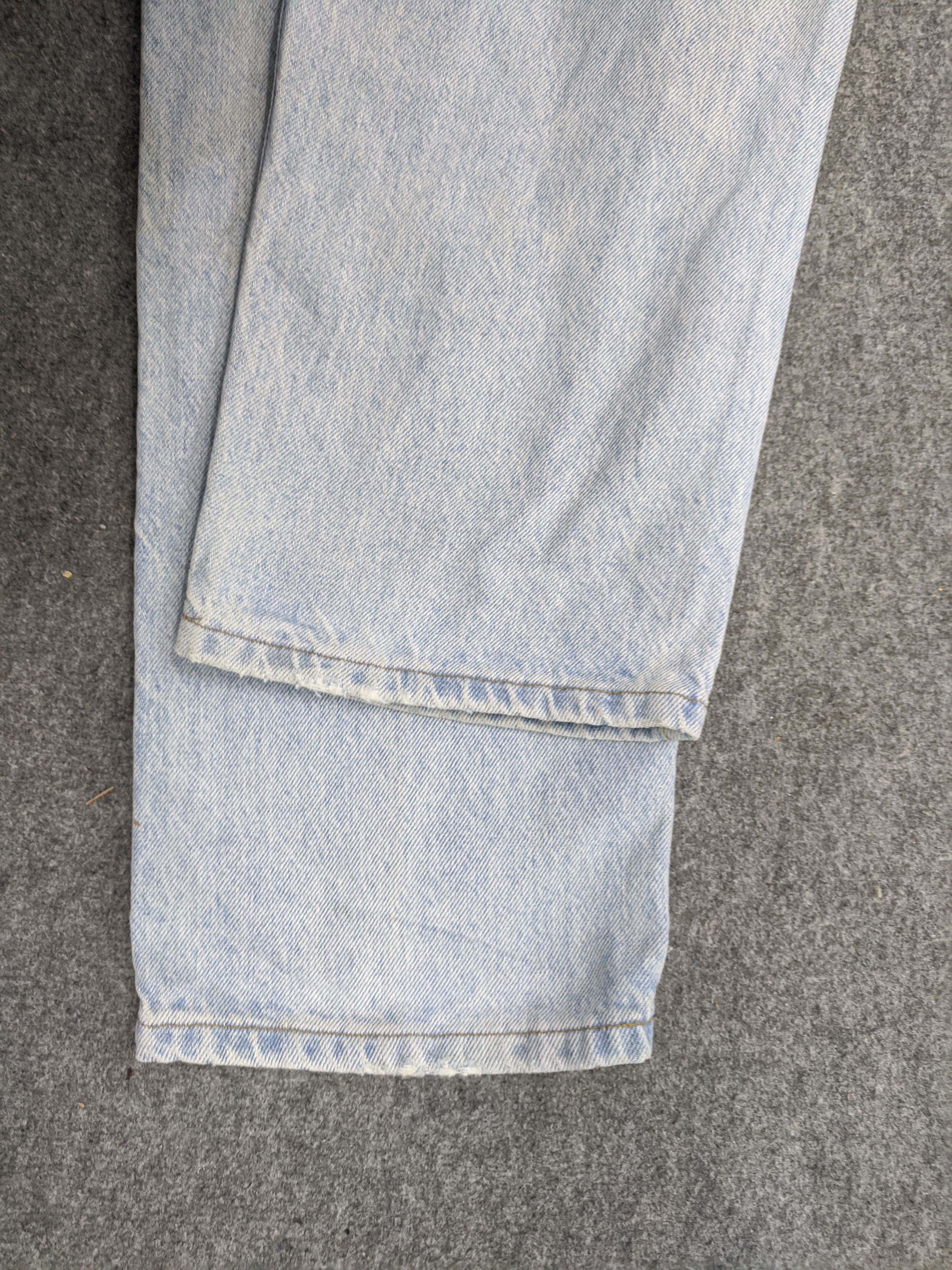 Levi's Vintage 90s Levis 540 Relaxed Fit Lightwash Jeans DP0707 Size US 35 - 15 Thumbnail