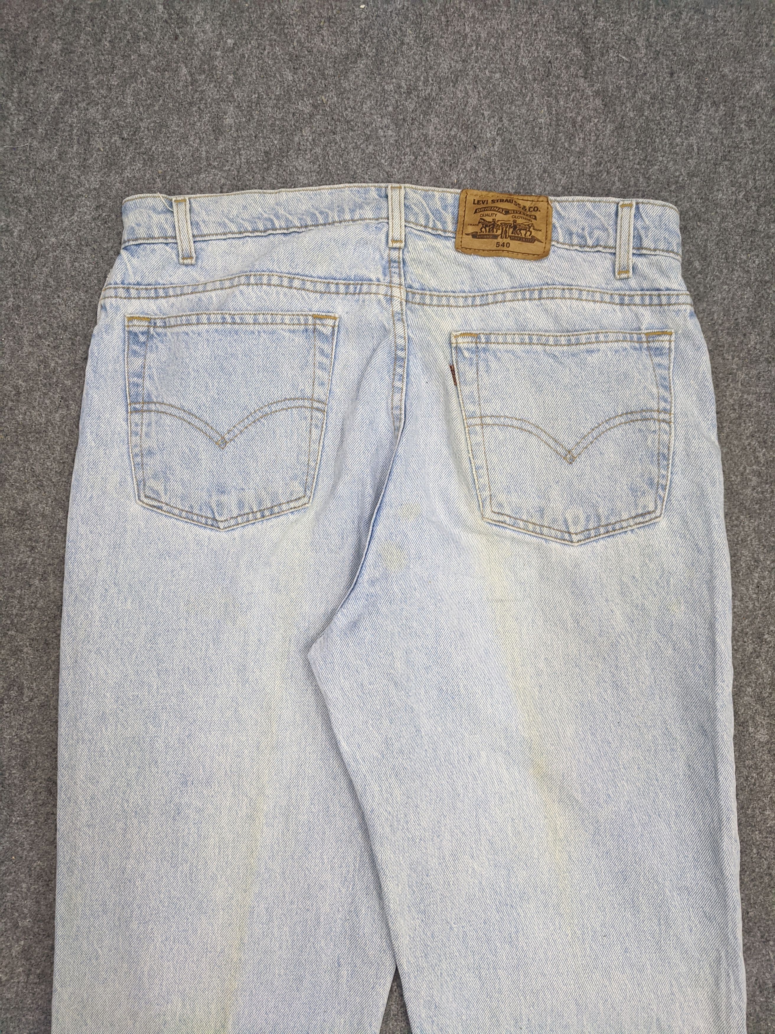 Levi's Vintage 90s Levis 540 Relaxed Fit Lightwash Jeans DP0707 Size US 35 - 4 Thumbnail