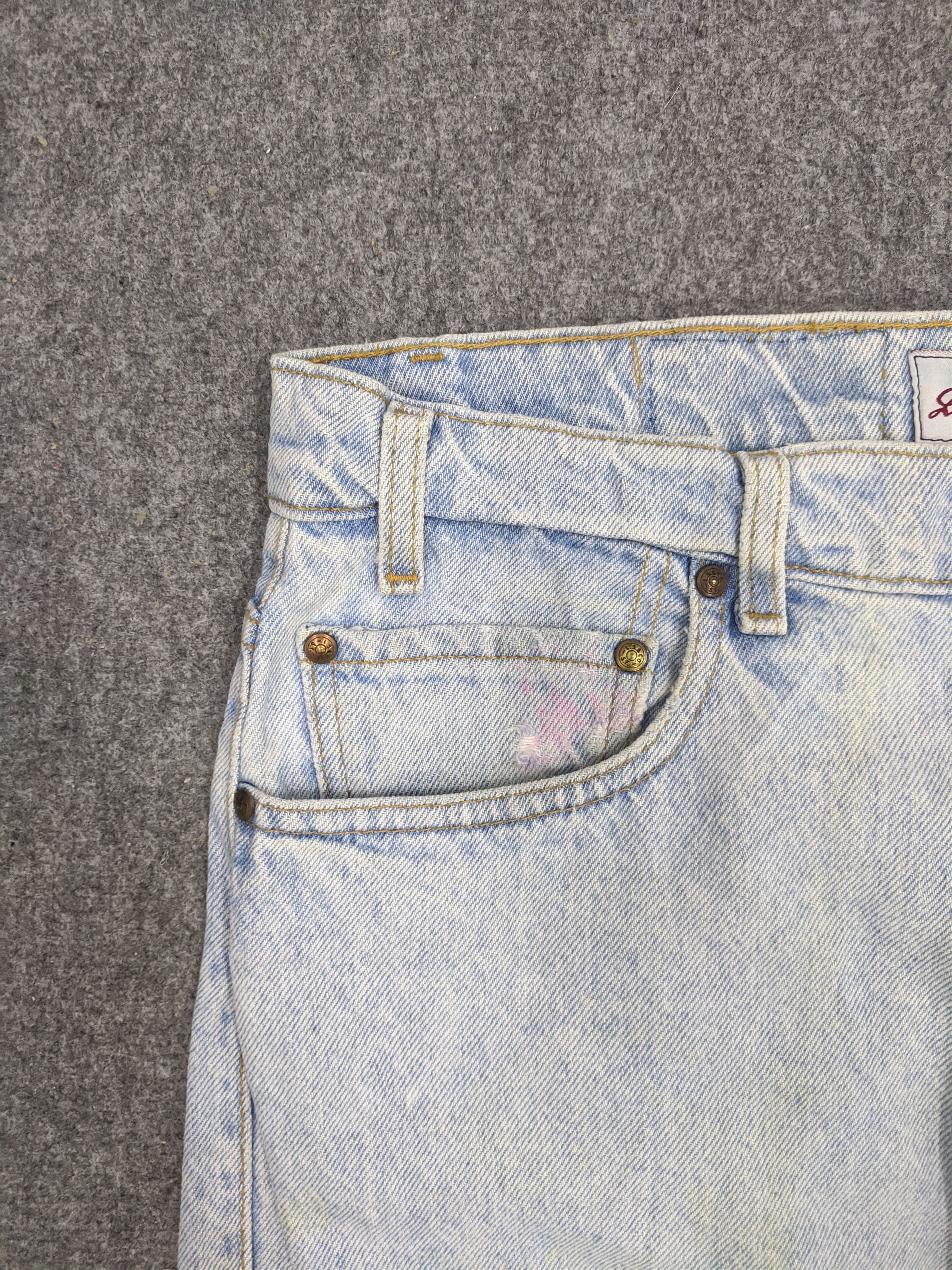 Levi's Vintage 90s Levis 540 Relaxed Fit Lightwash Jeans DP0707 Size US 35 - 9 Thumbnail