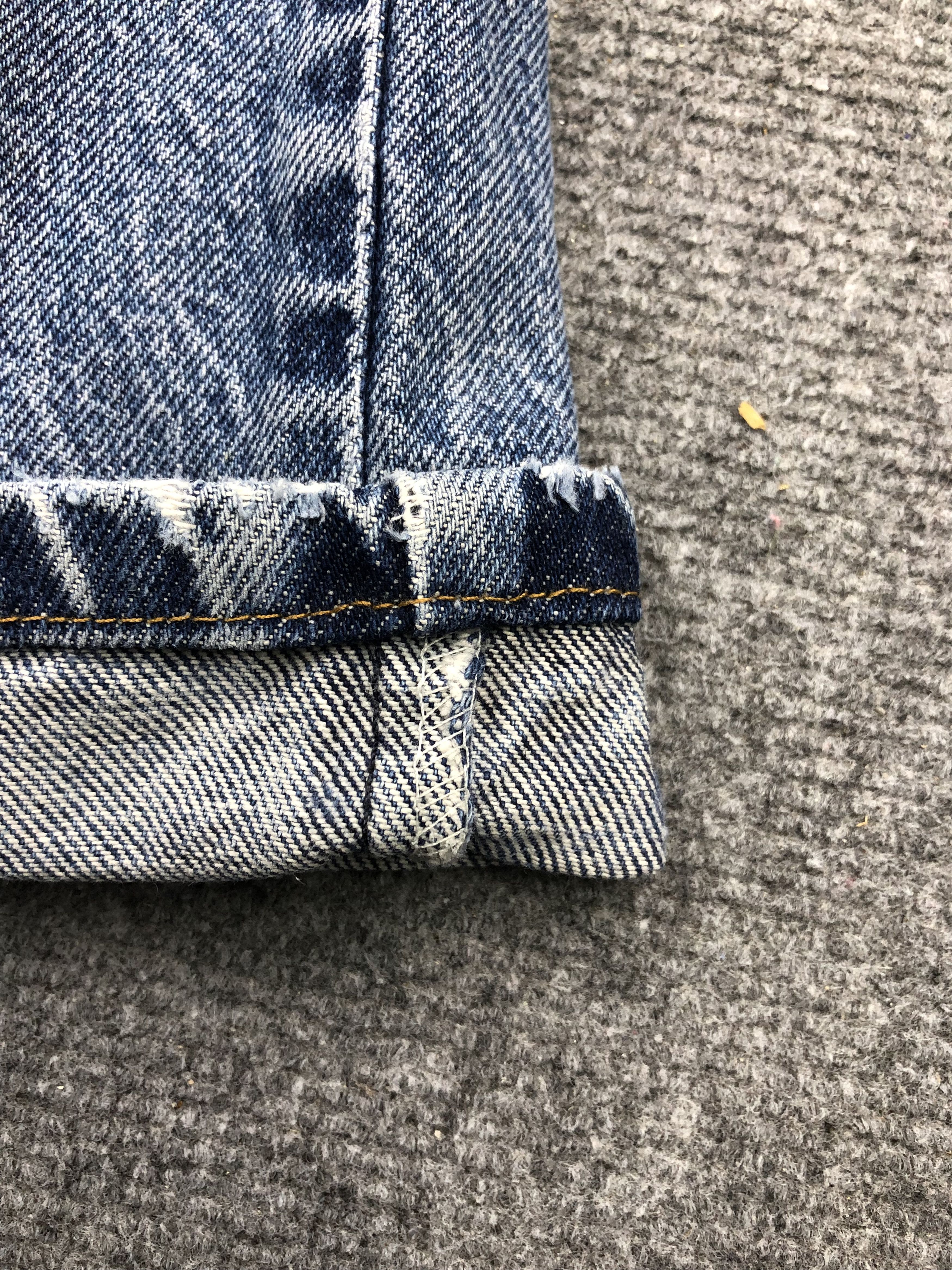 Levi's Faded Blue Vintage Levis 505 Jeans DP1603 Size US 37 - 11 Thumbnail